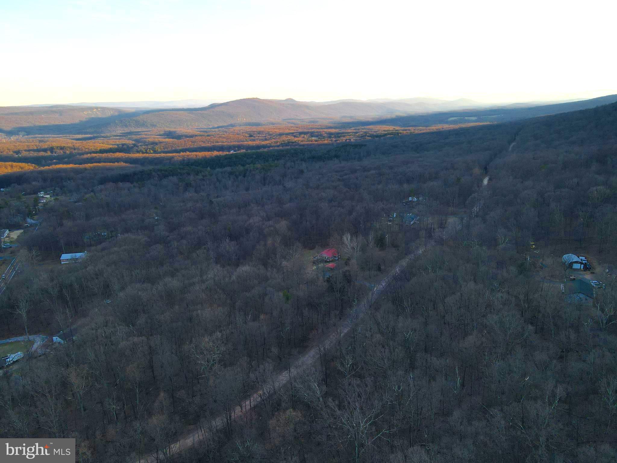 EAGLE MOUNTAIN - Land