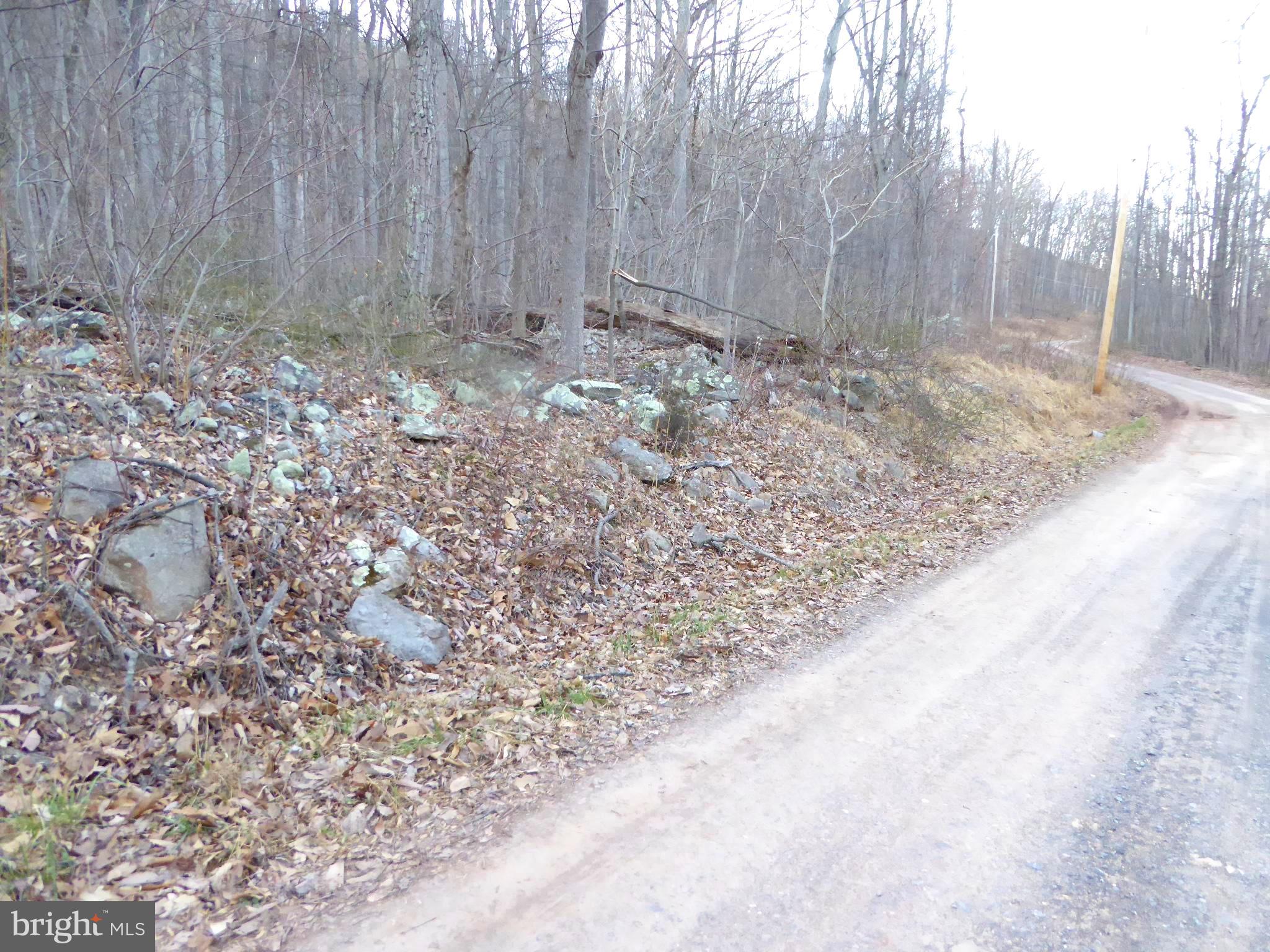 EAGLE MOUNTAIN - Land