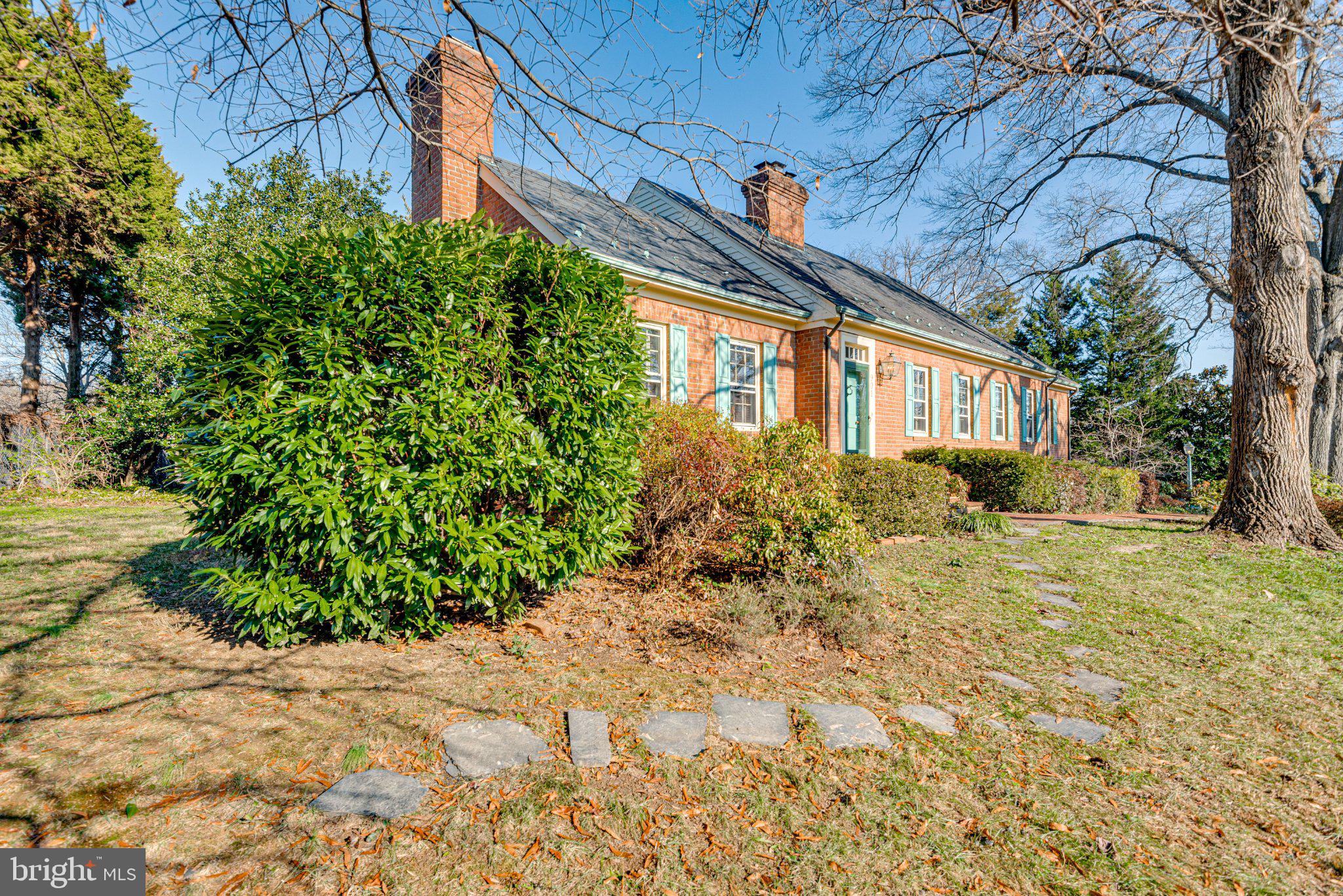 901 JANNEYS LANE