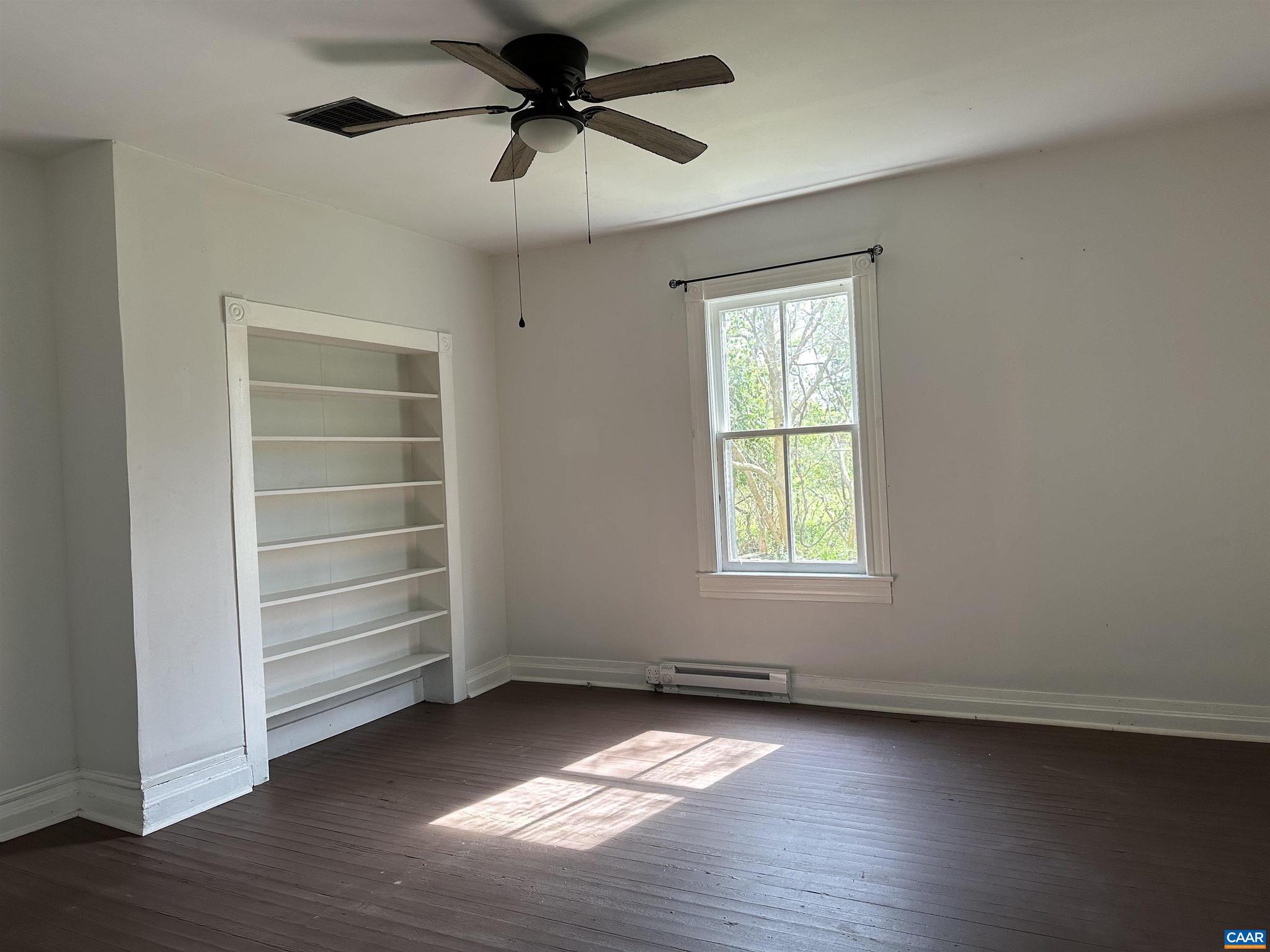 UNKNOWN - Residential Lease