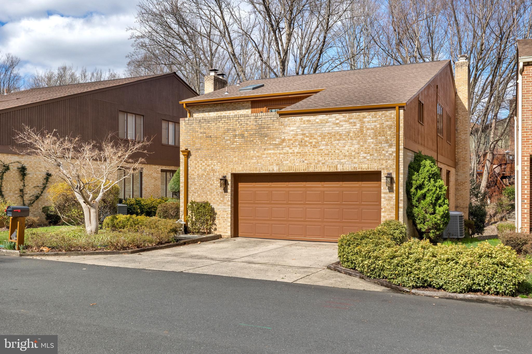 GREAT OAKS - Residential