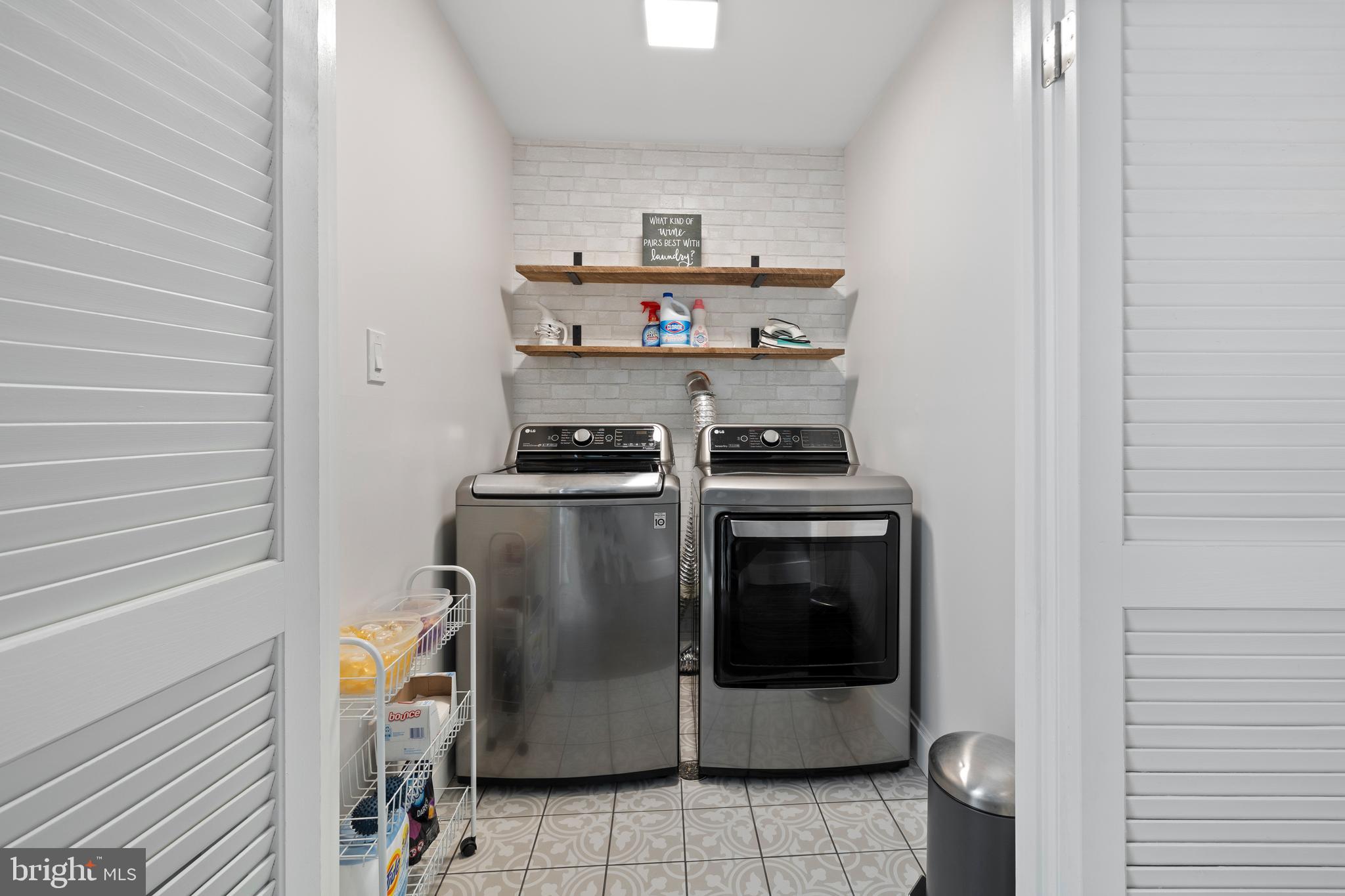 GREAT OAKS - Residential