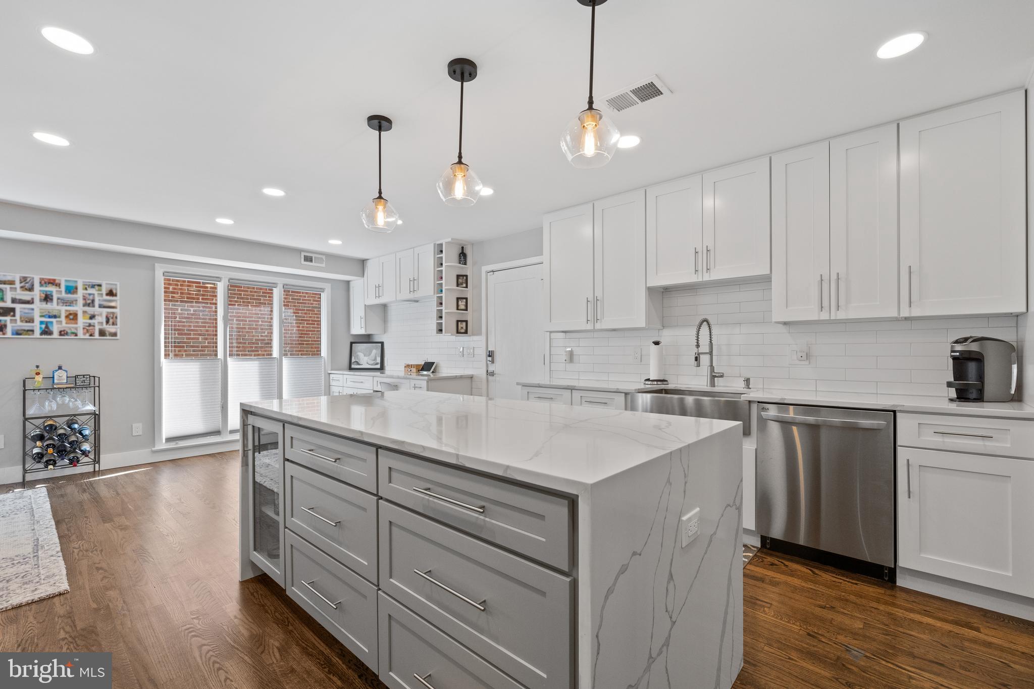 GREAT OAKS - Residential