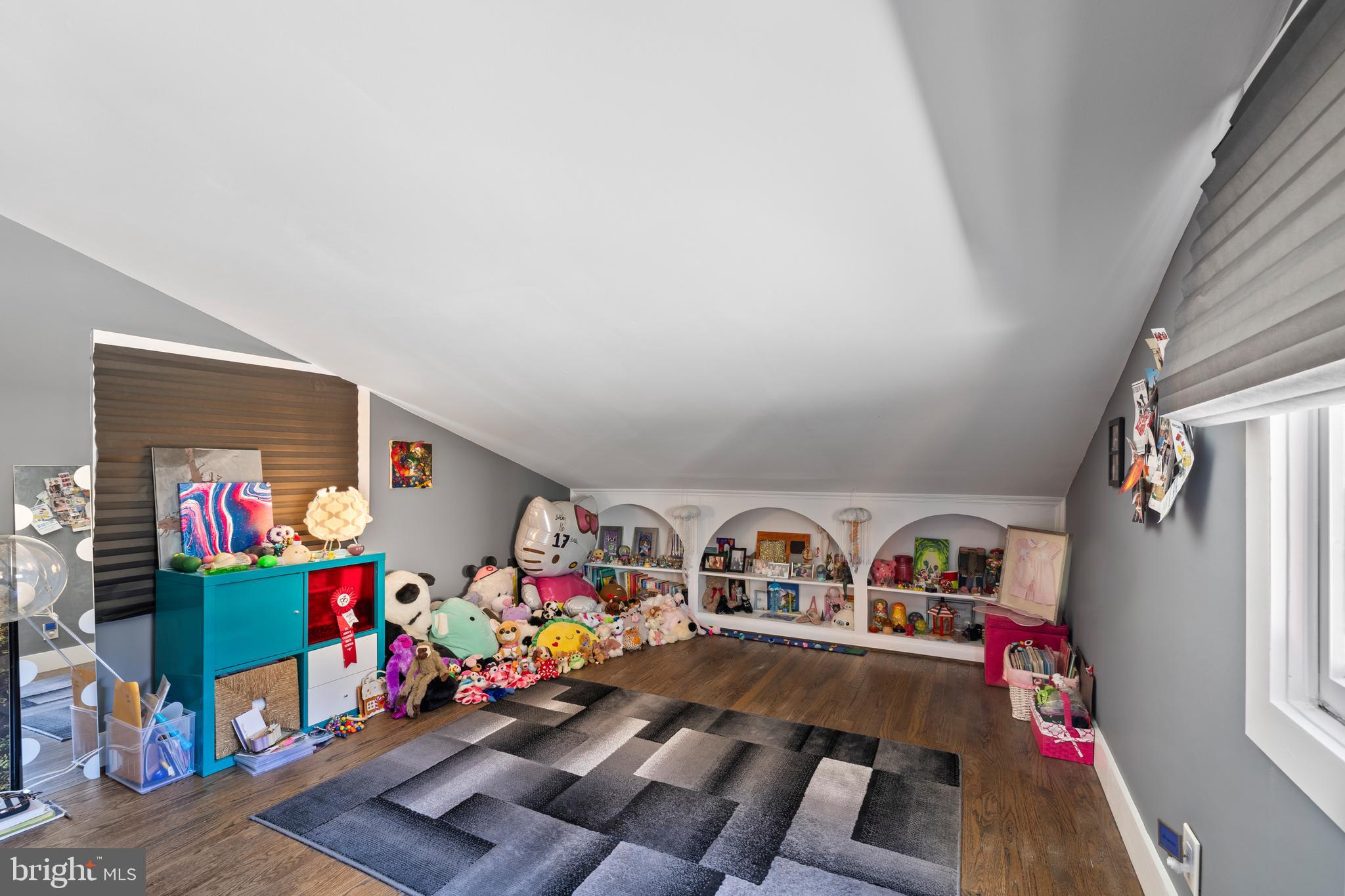 GREAT OAKS - Residential