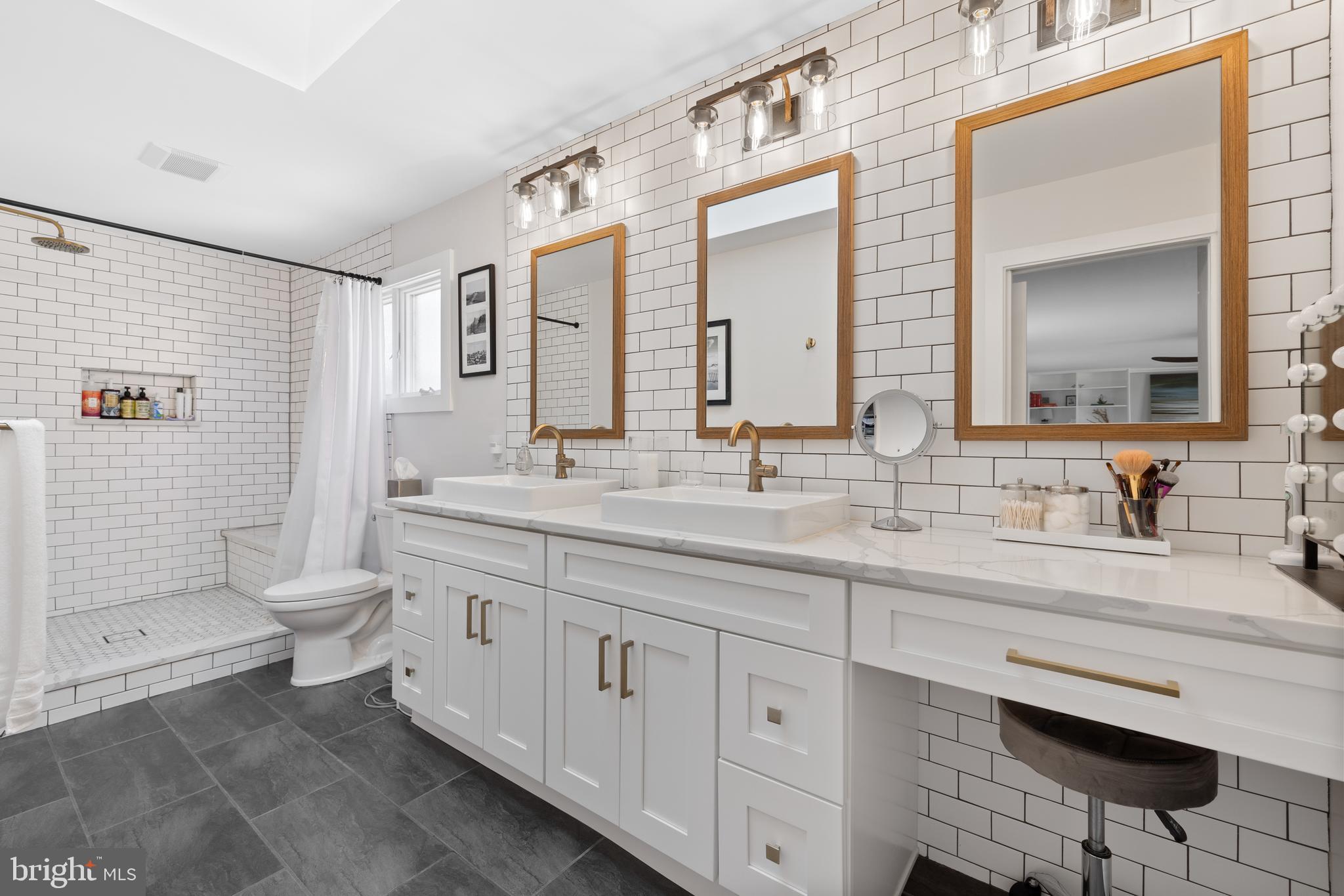 GREAT OAKS - Residential