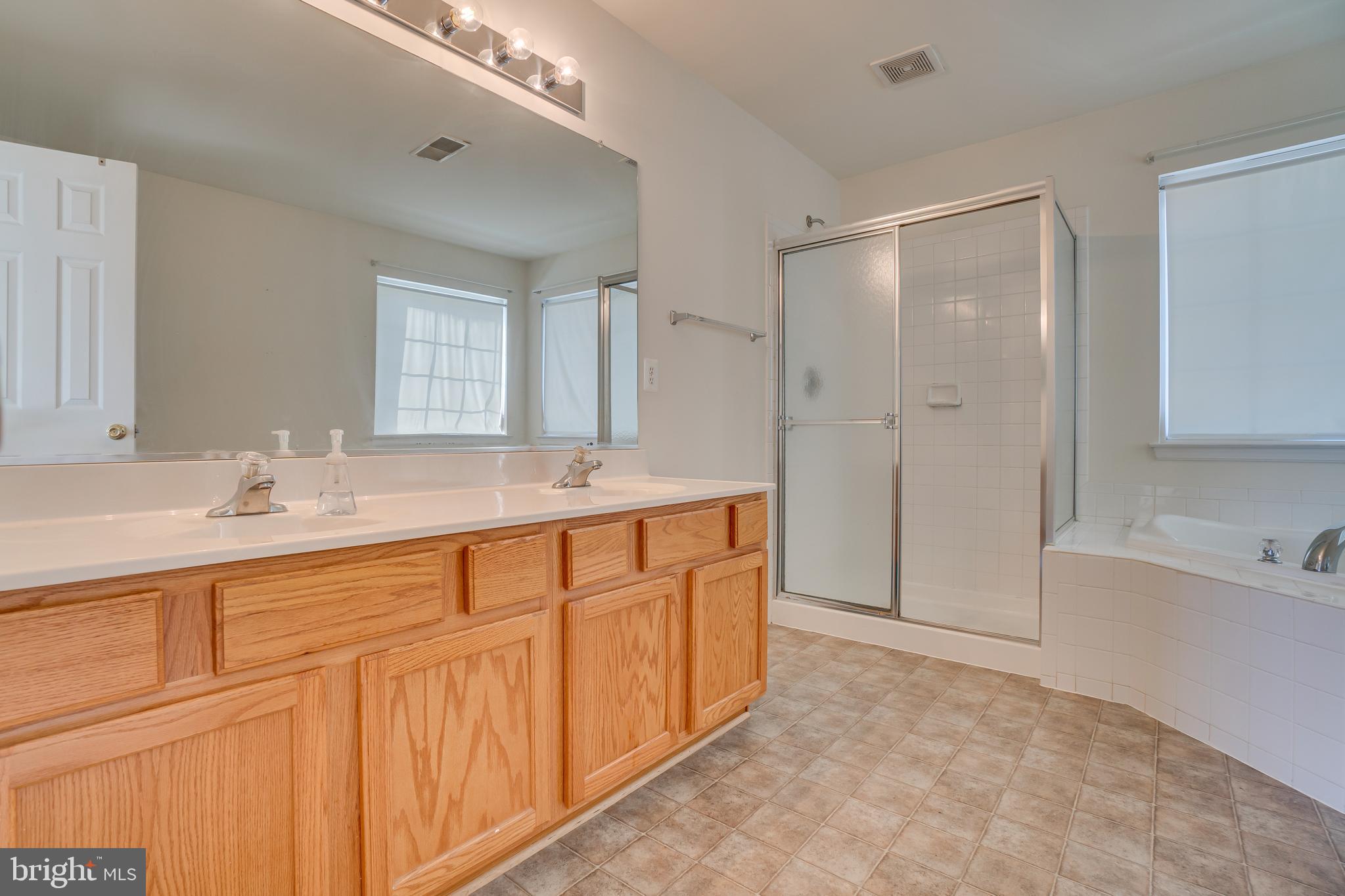 HERITAGE HILLS - Residential