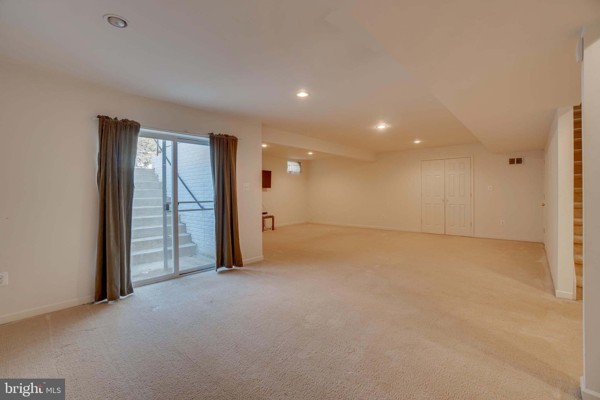 HERITAGE HILLS - Residential