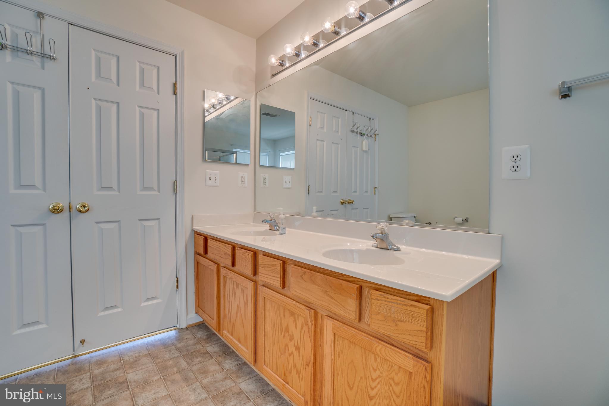 HERITAGE HILLS - Residential