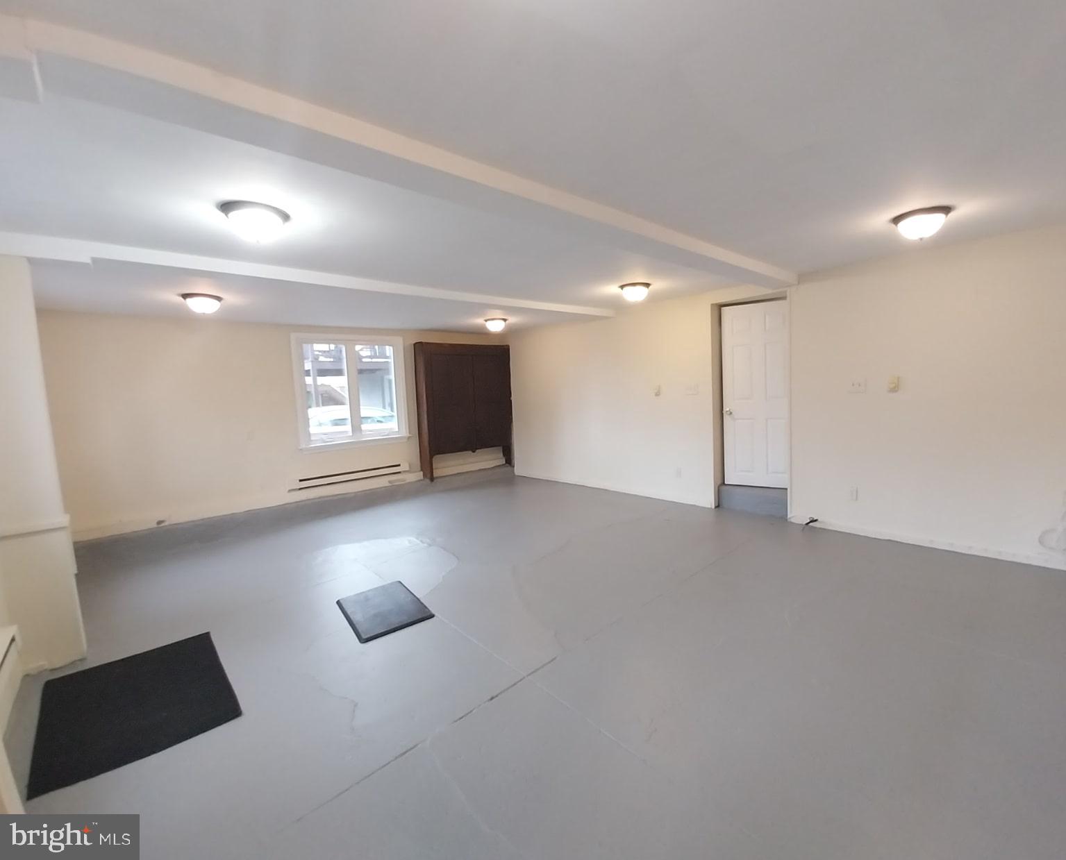 BAEDERWOOD - Residential Lease