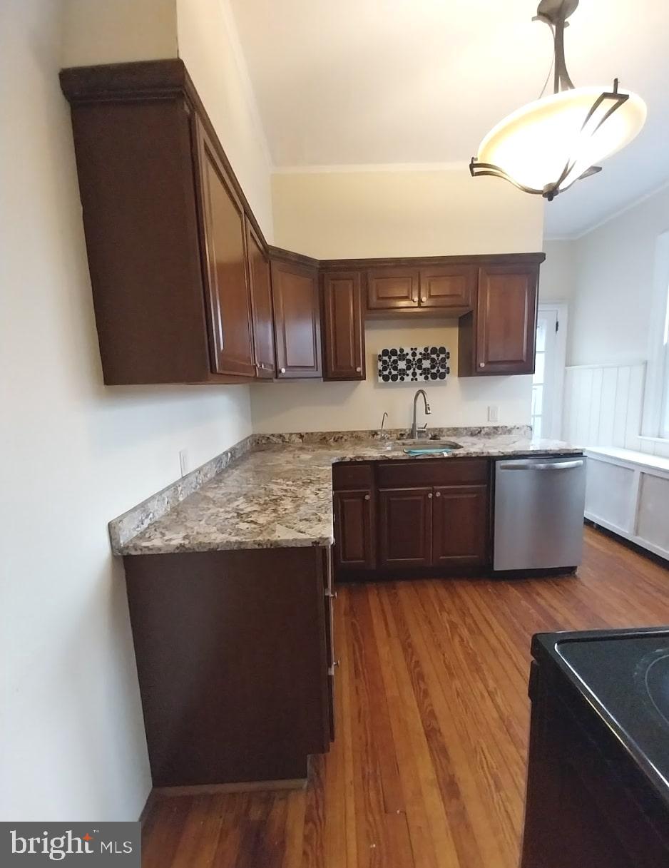 BAEDERWOOD - Residential Lease