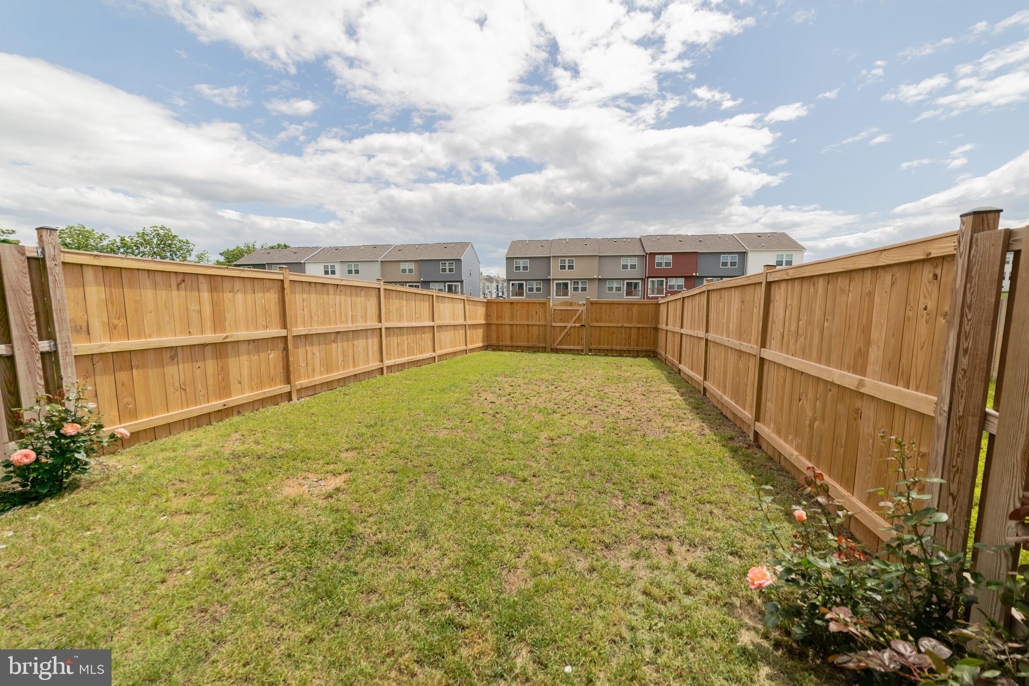 MCCAULEY CROSSING - Residential