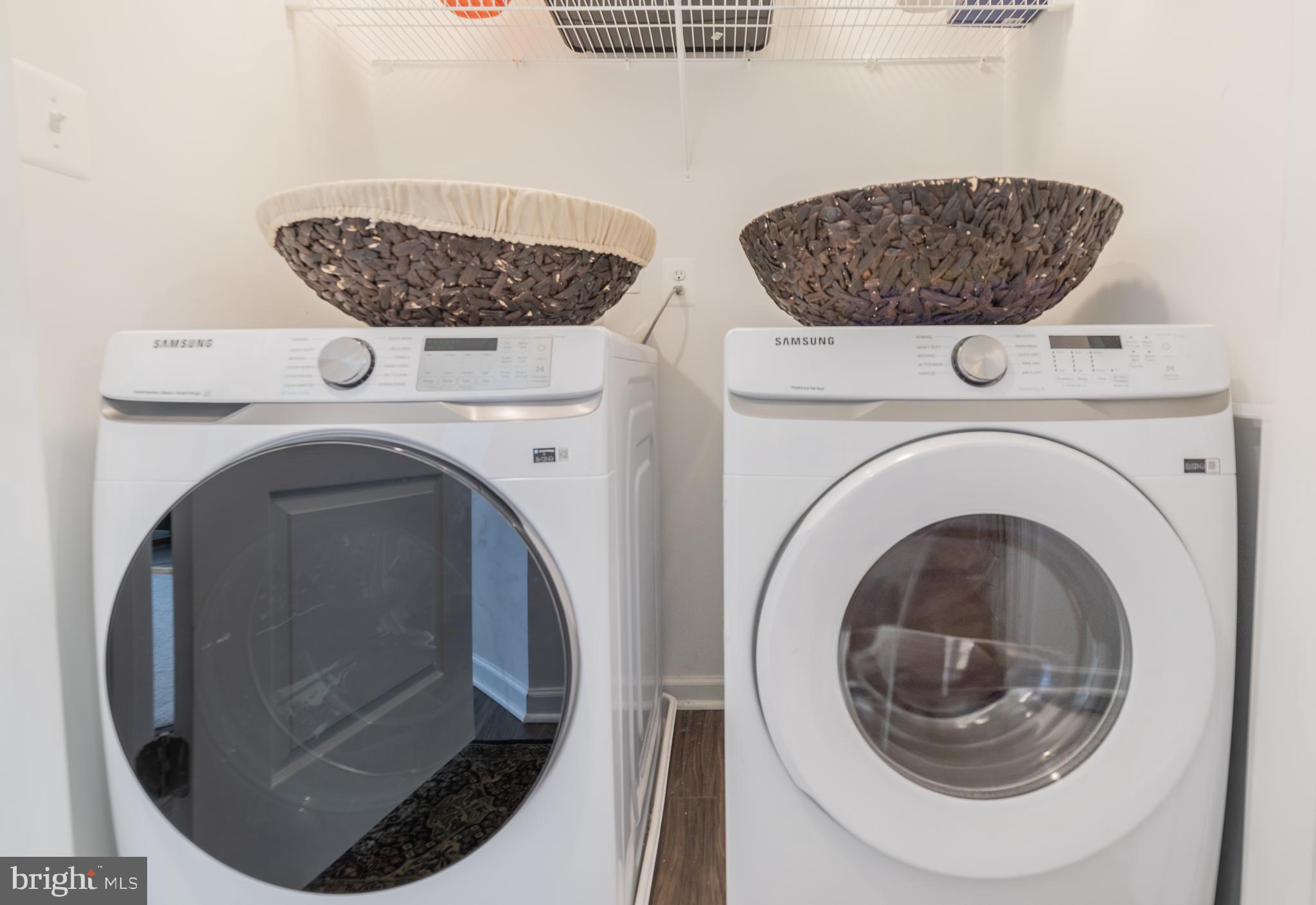 MCCAULEY CROSSING - Residential