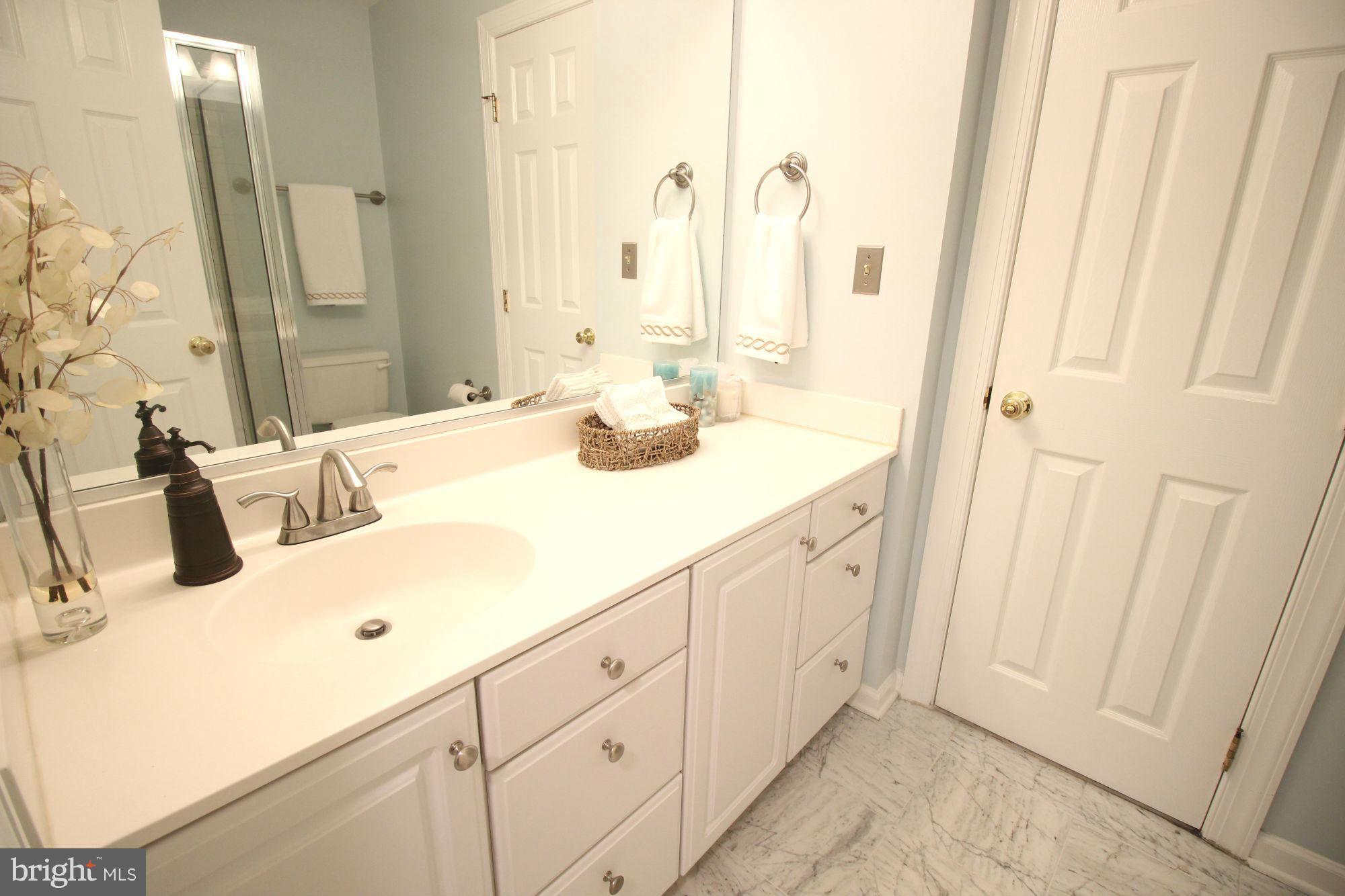 FAIRFIELD HOUSE - Residential