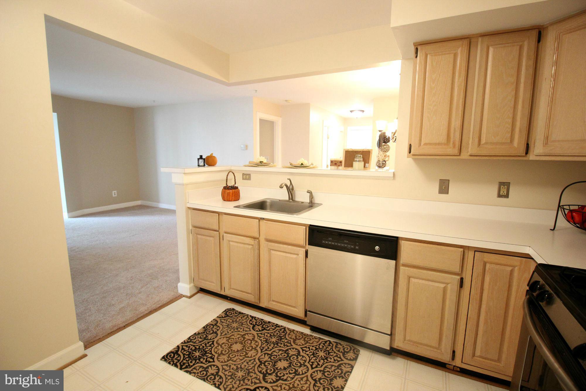 FAIRFIELD HOUSE - Residential