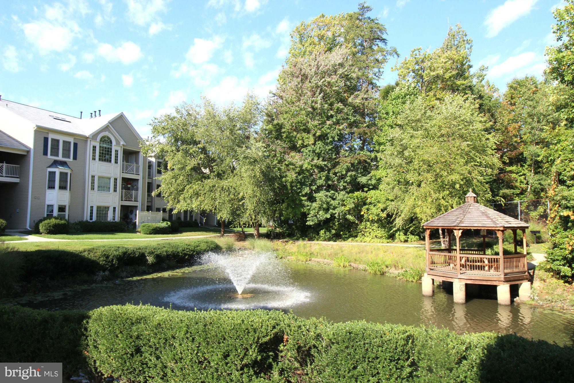 FAIRFIELD HOUSE - Residential