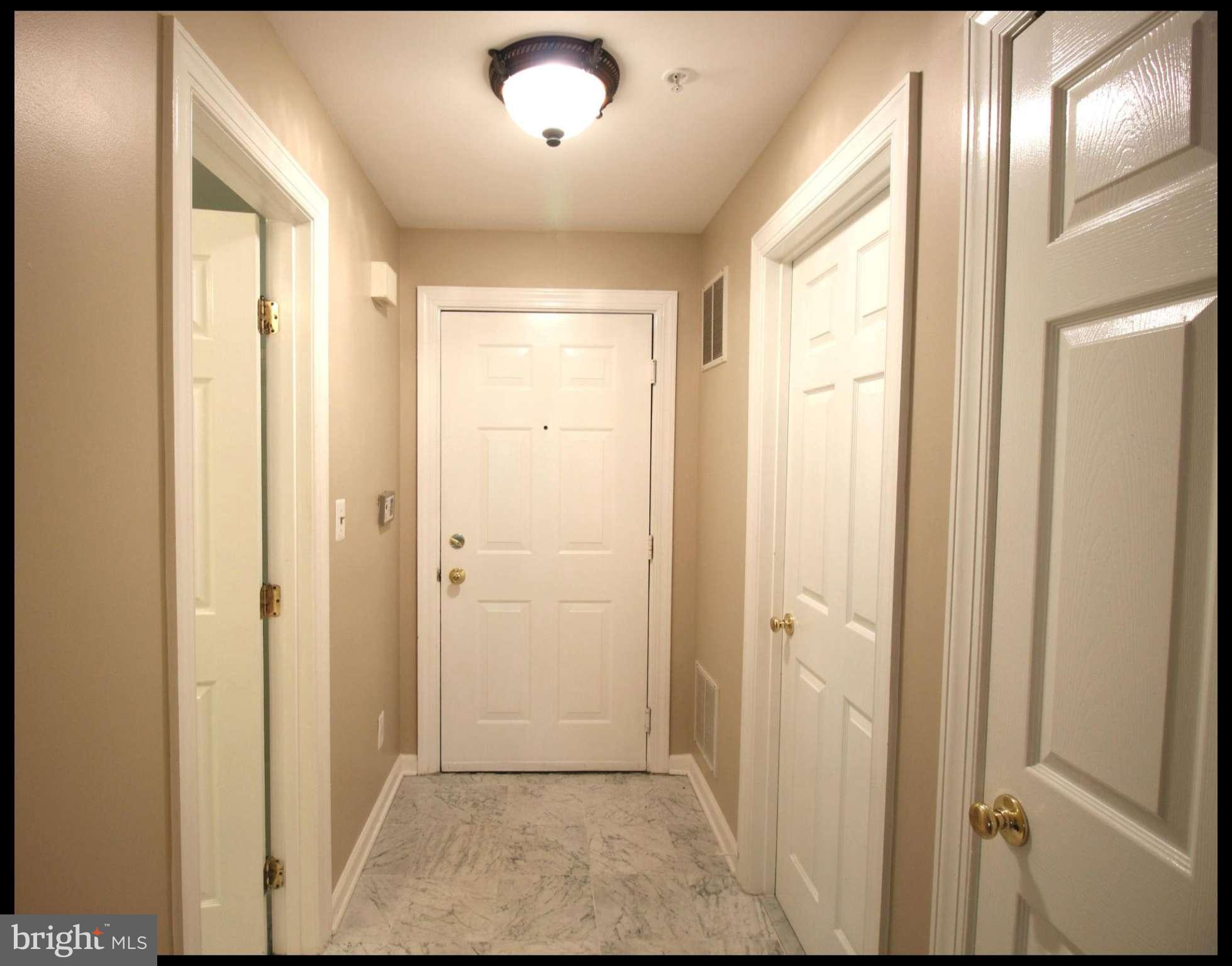 FAIRFIELD HOUSE - Residential