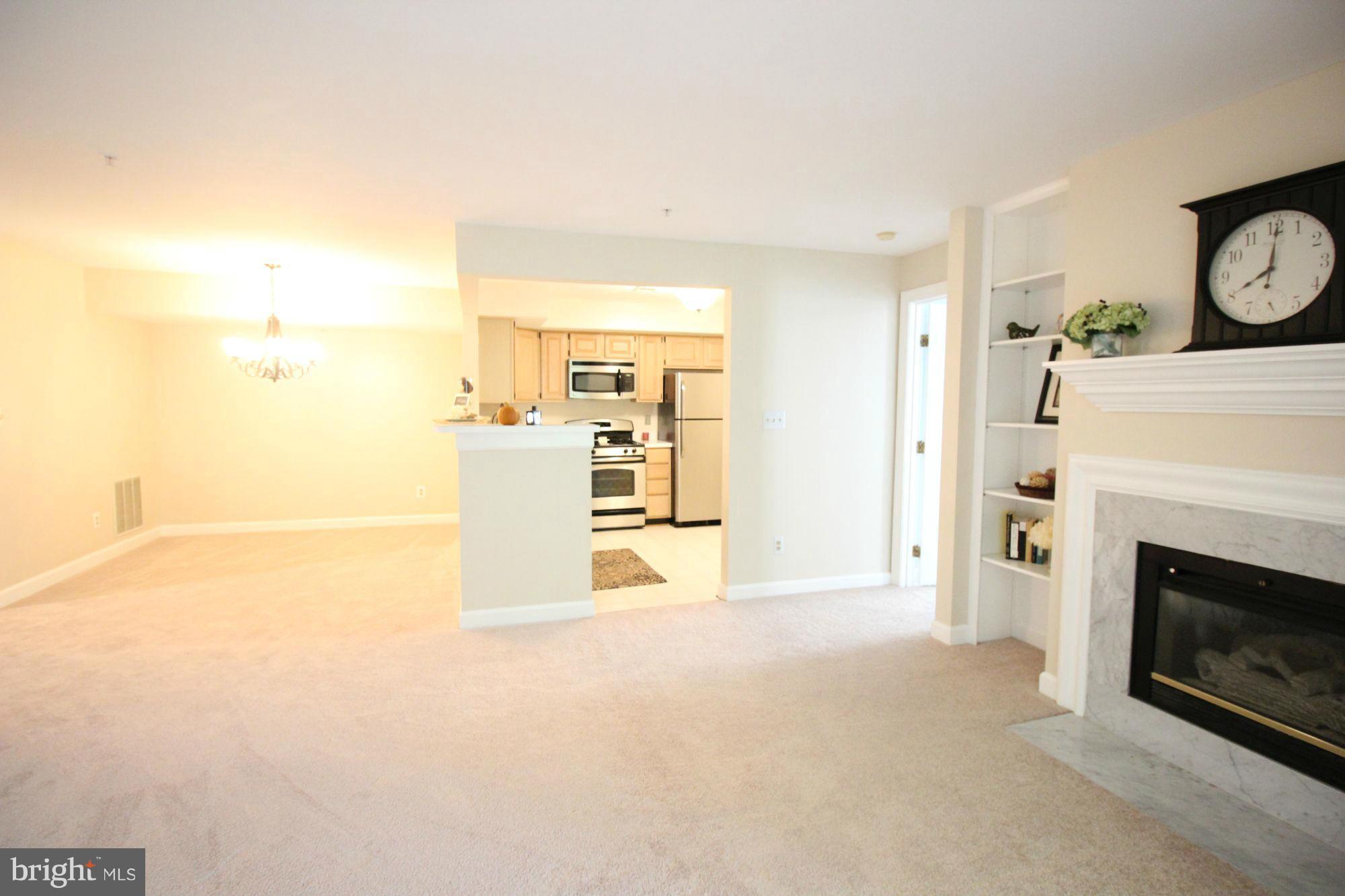 FAIRFIELD HOUSE - Residential