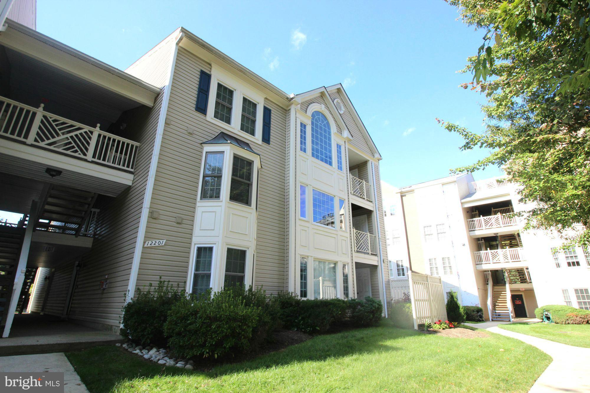 FAIRFIELD HOUSE - Residential