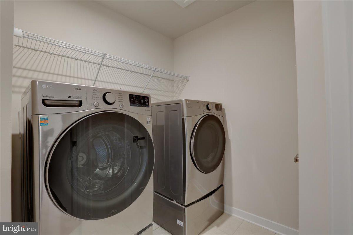 OVERLOOK AT CREEKSIDE - Residential