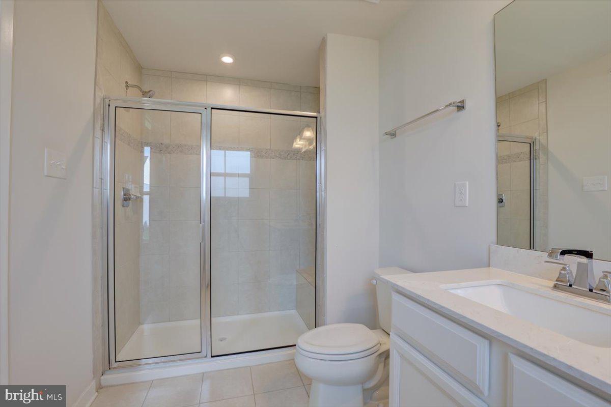 OVERLOOK AT CREEKSIDE - Residential