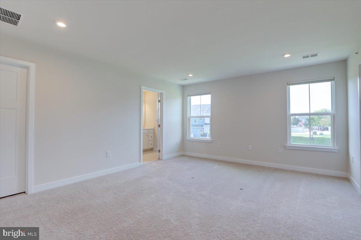 OVERLOOK AT CREEKSIDE - Residential