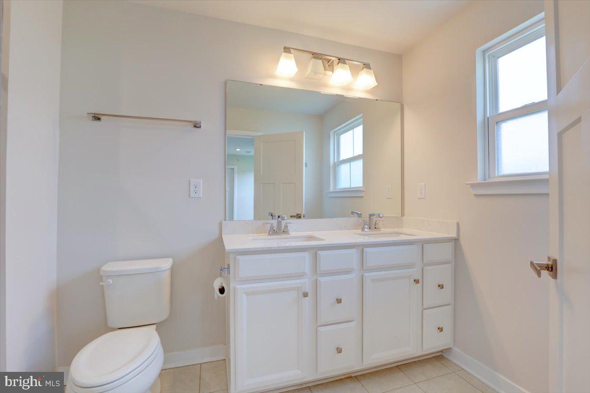 OVERLOOK AT CREEKSIDE - Residential