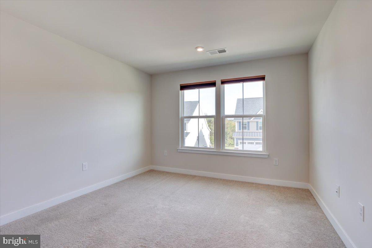 OVERLOOK AT CREEKSIDE - Residential