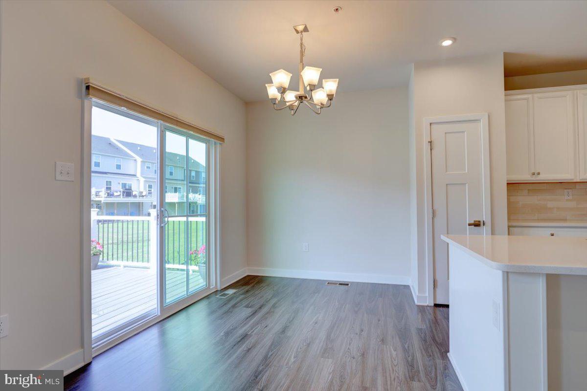 OVERLOOK AT CREEKSIDE - Residential