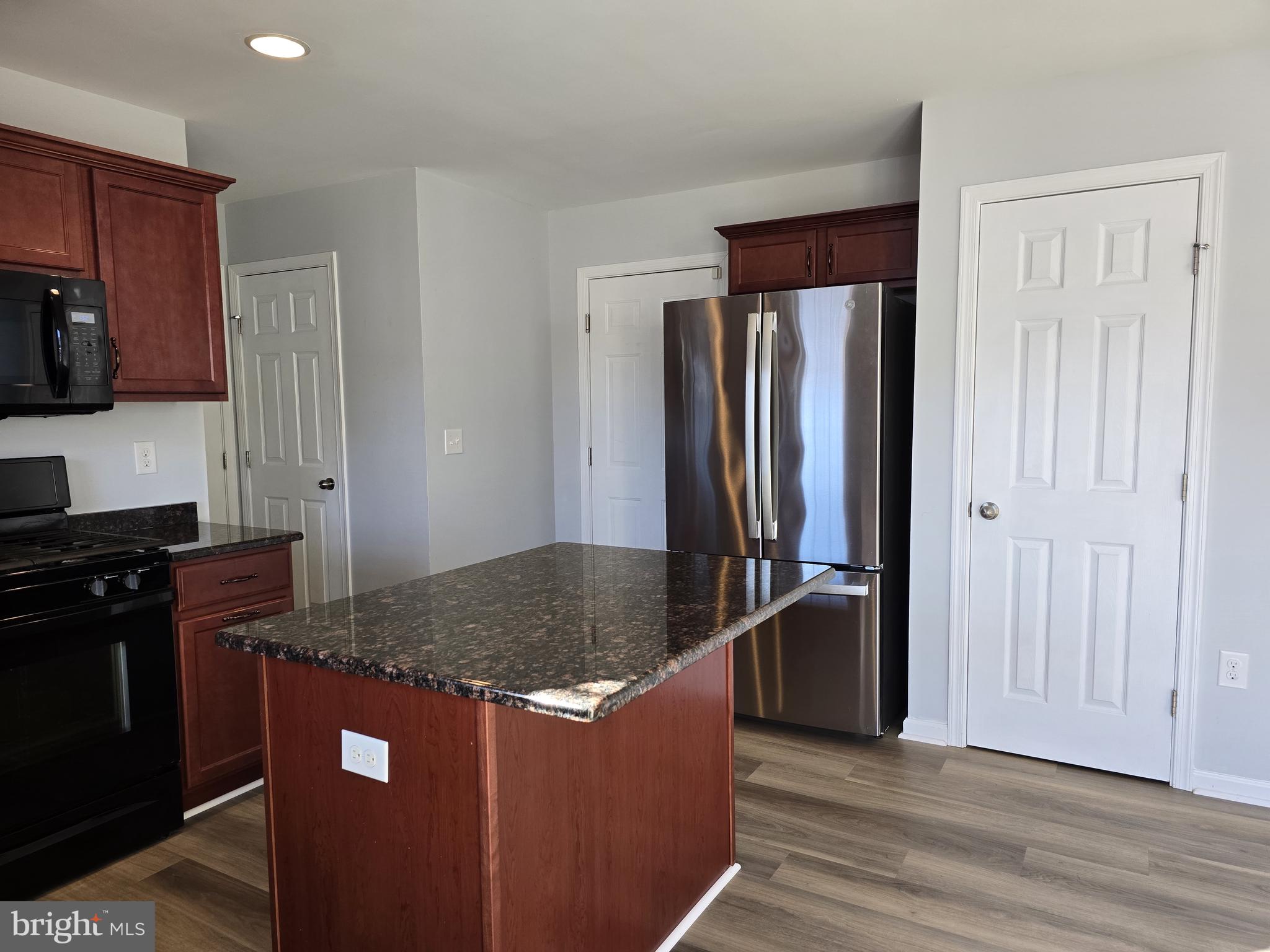 COURSEYS POINT - Residential