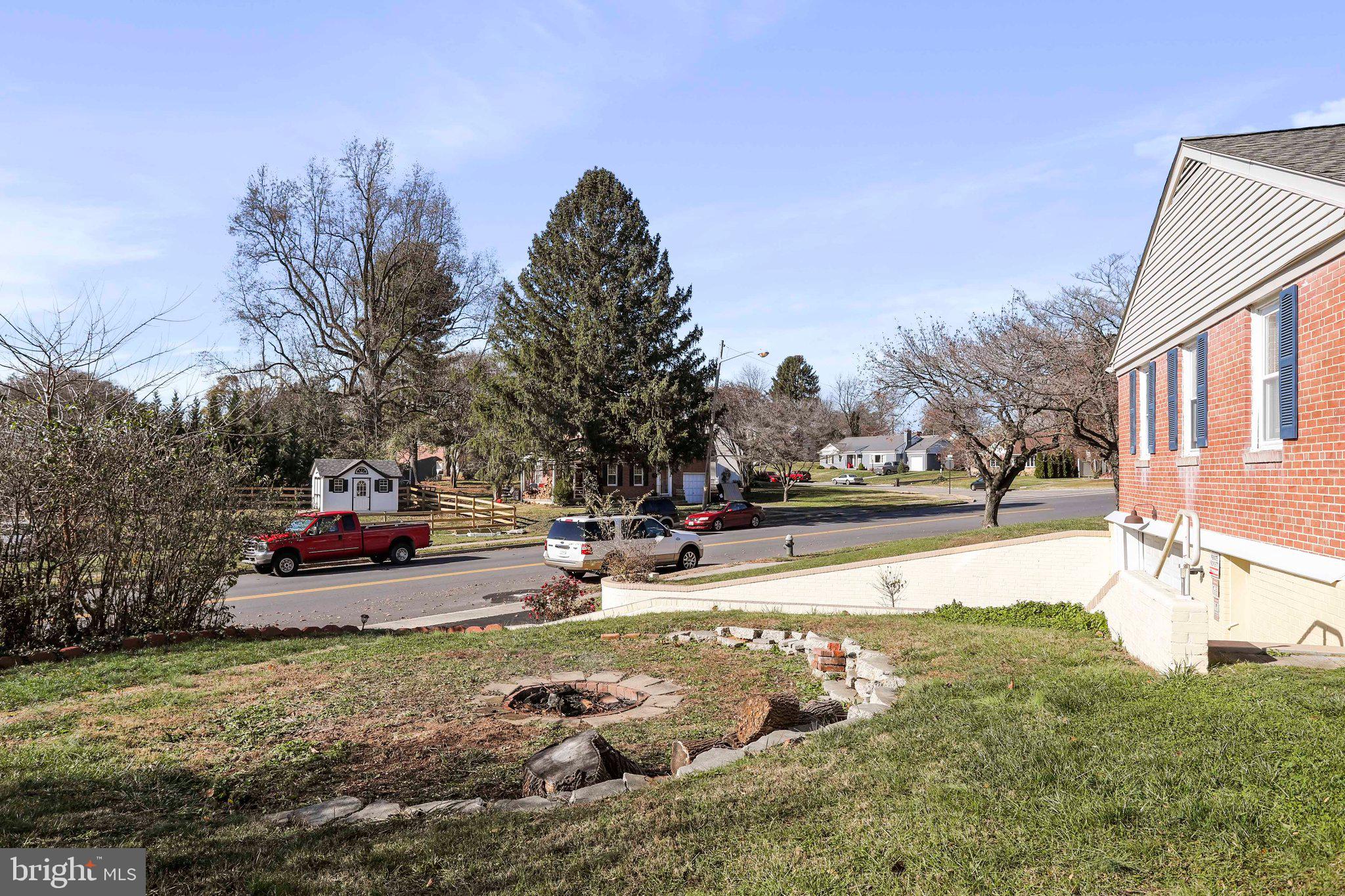 POTOMAC HEIGHTS - Residential