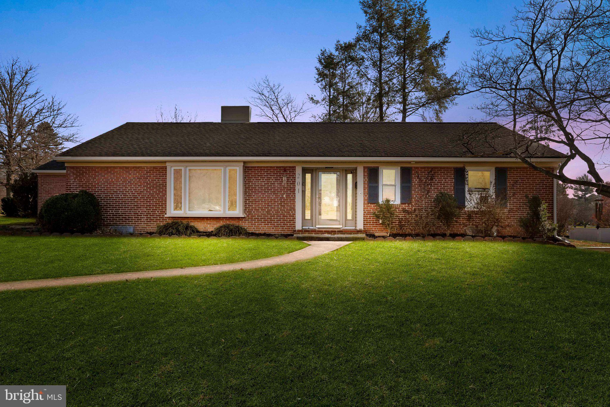 POTOMAC HEIGHTS - Residential