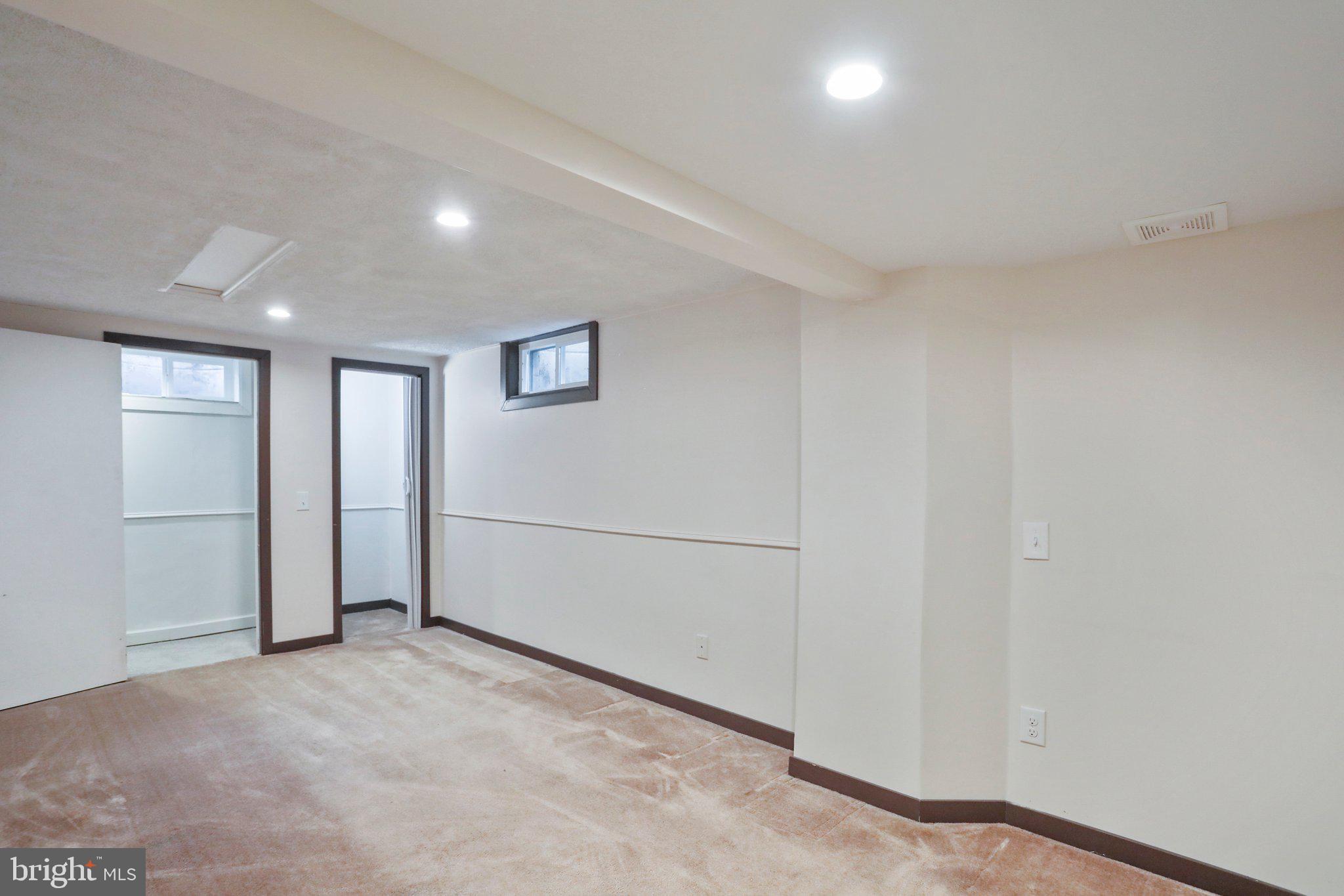 POTOMAC HEIGHTS - Residential