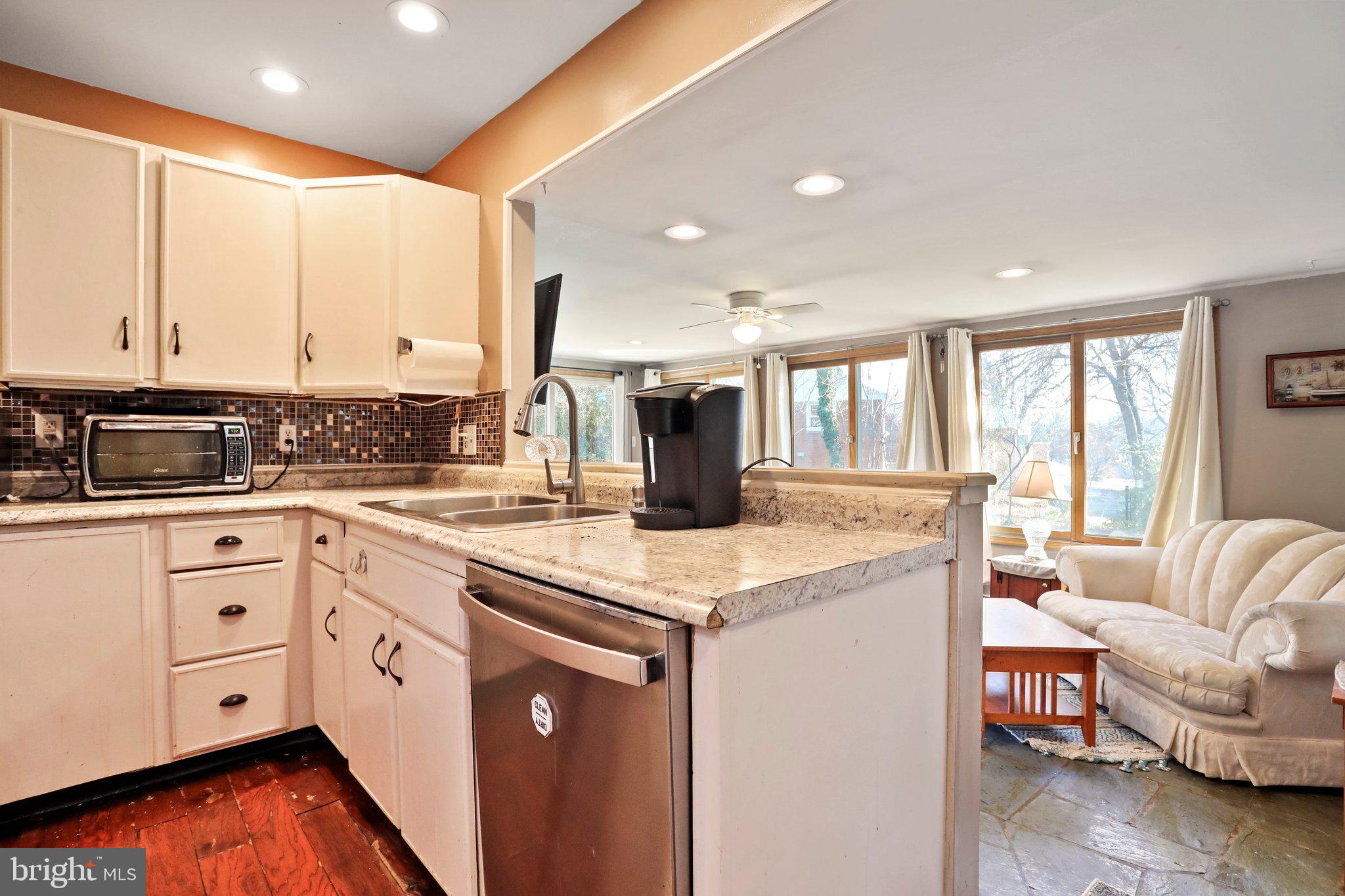 POTOMAC HEIGHTS - Residential