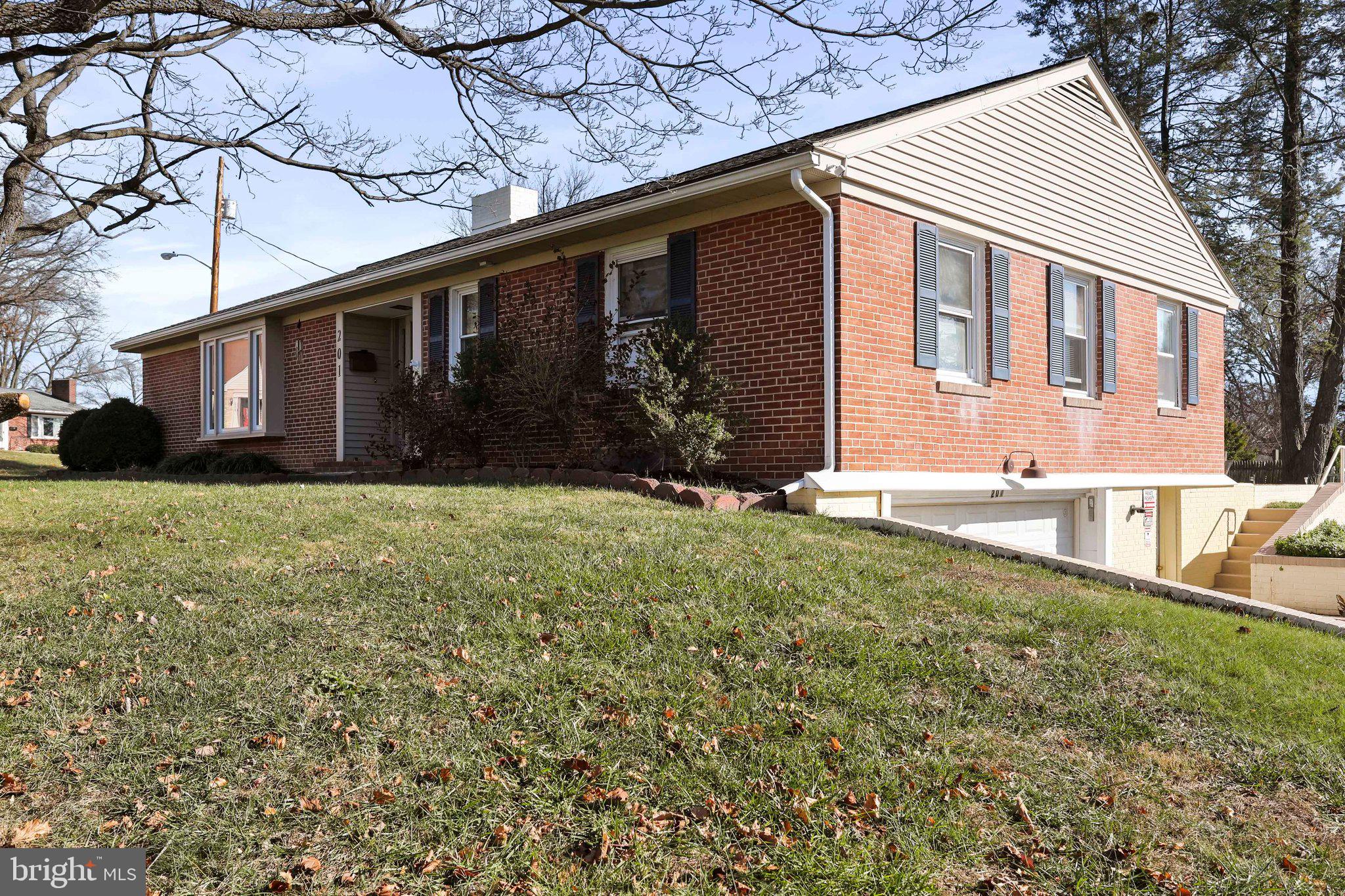 POTOMAC HEIGHTS - Residential