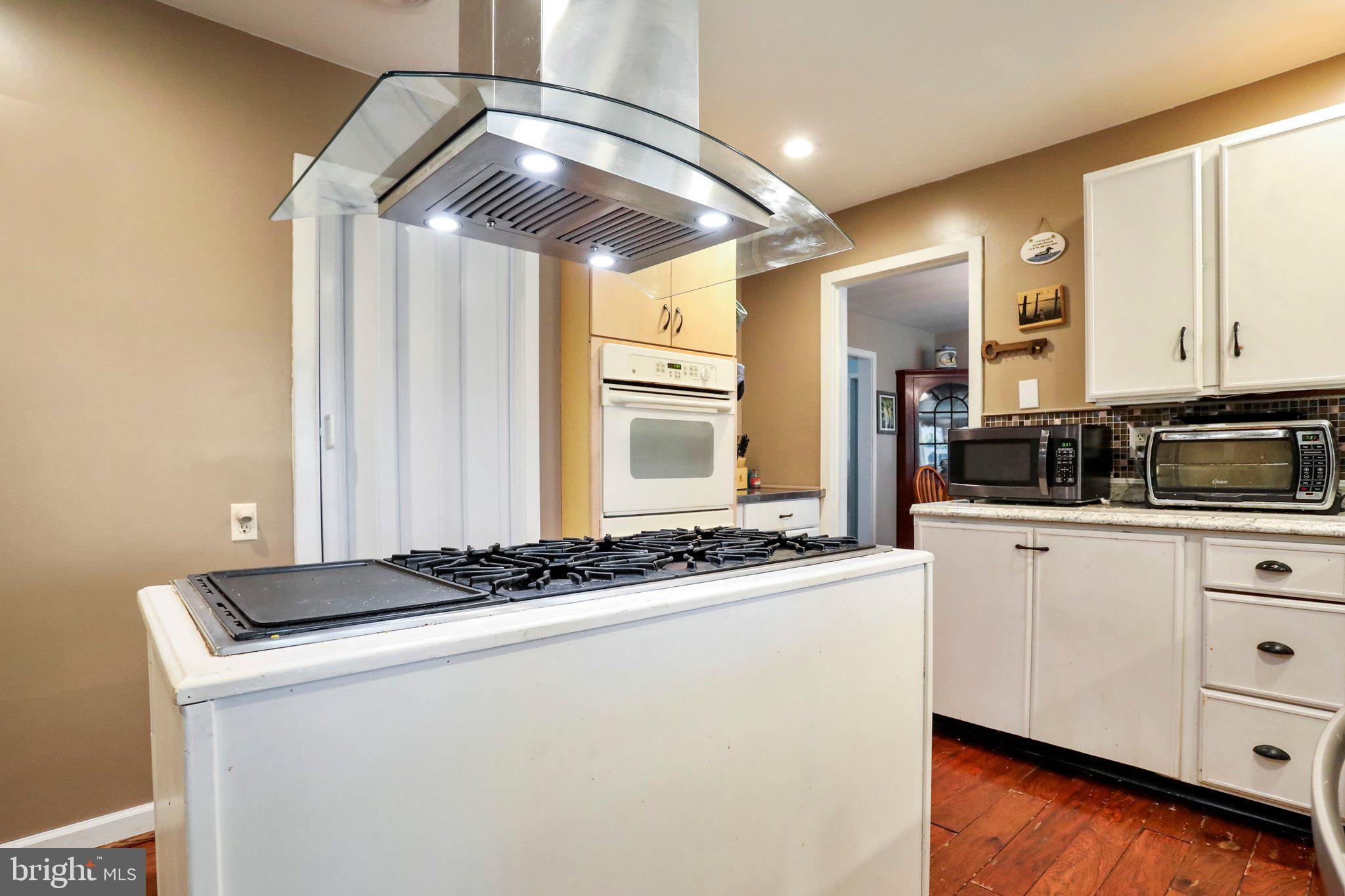 POTOMAC HEIGHTS - Residential