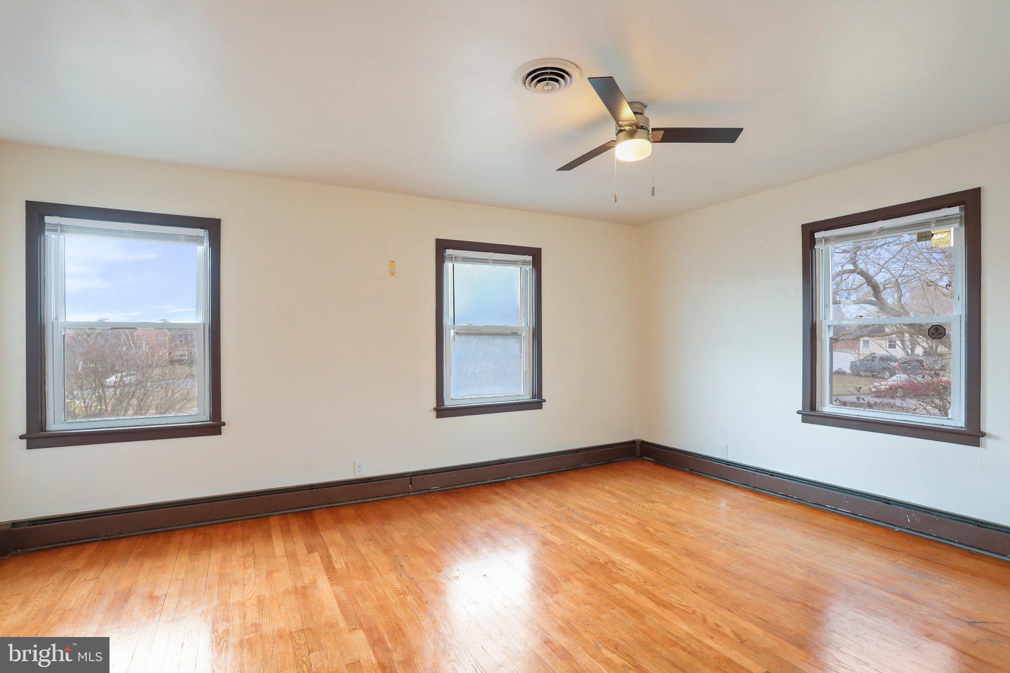 POTOMAC HEIGHTS - Residential