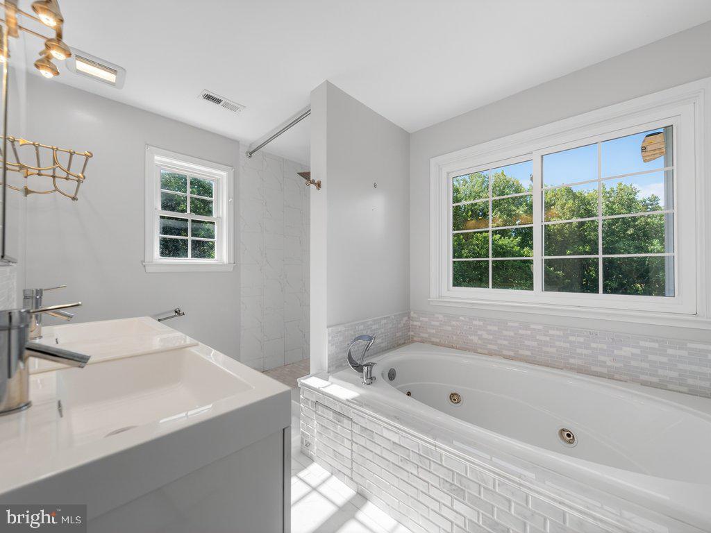 WARDS MEADOWS - Residential
