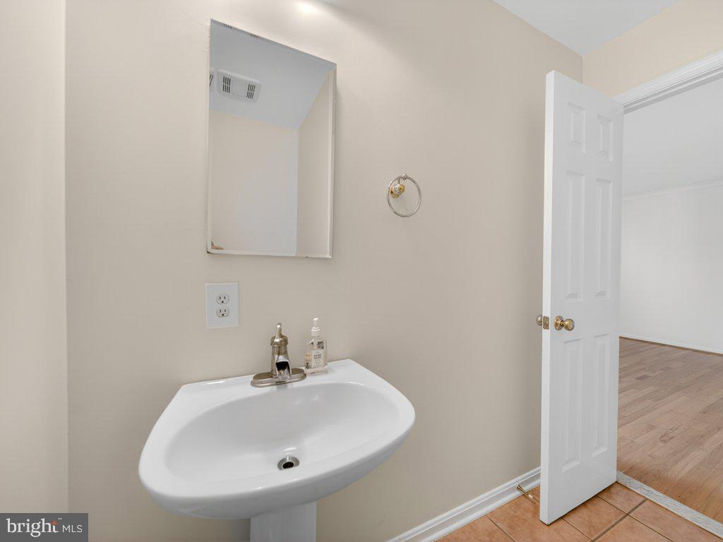 WARDS MEADOWS - Residential