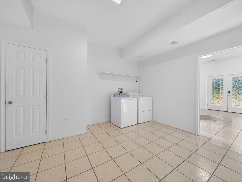 WARDS MEADOWS - Residential
