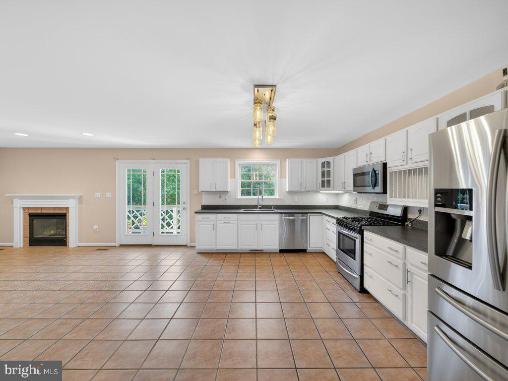 WARDS MEADOWS - Residential