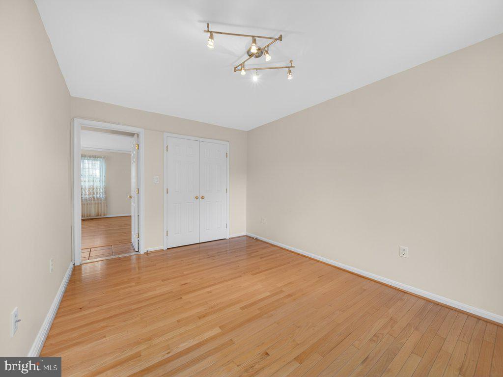 WARDS MEADOWS - Residential