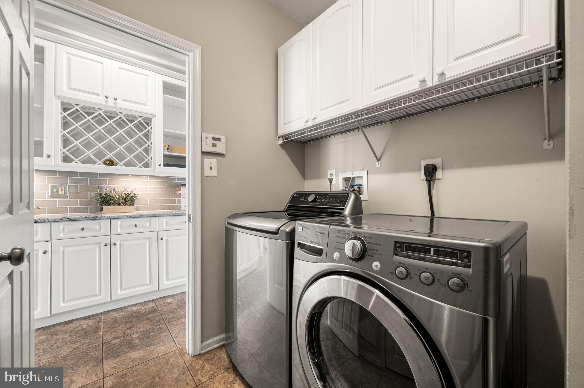 WASHINGTON CROSSING - Residential