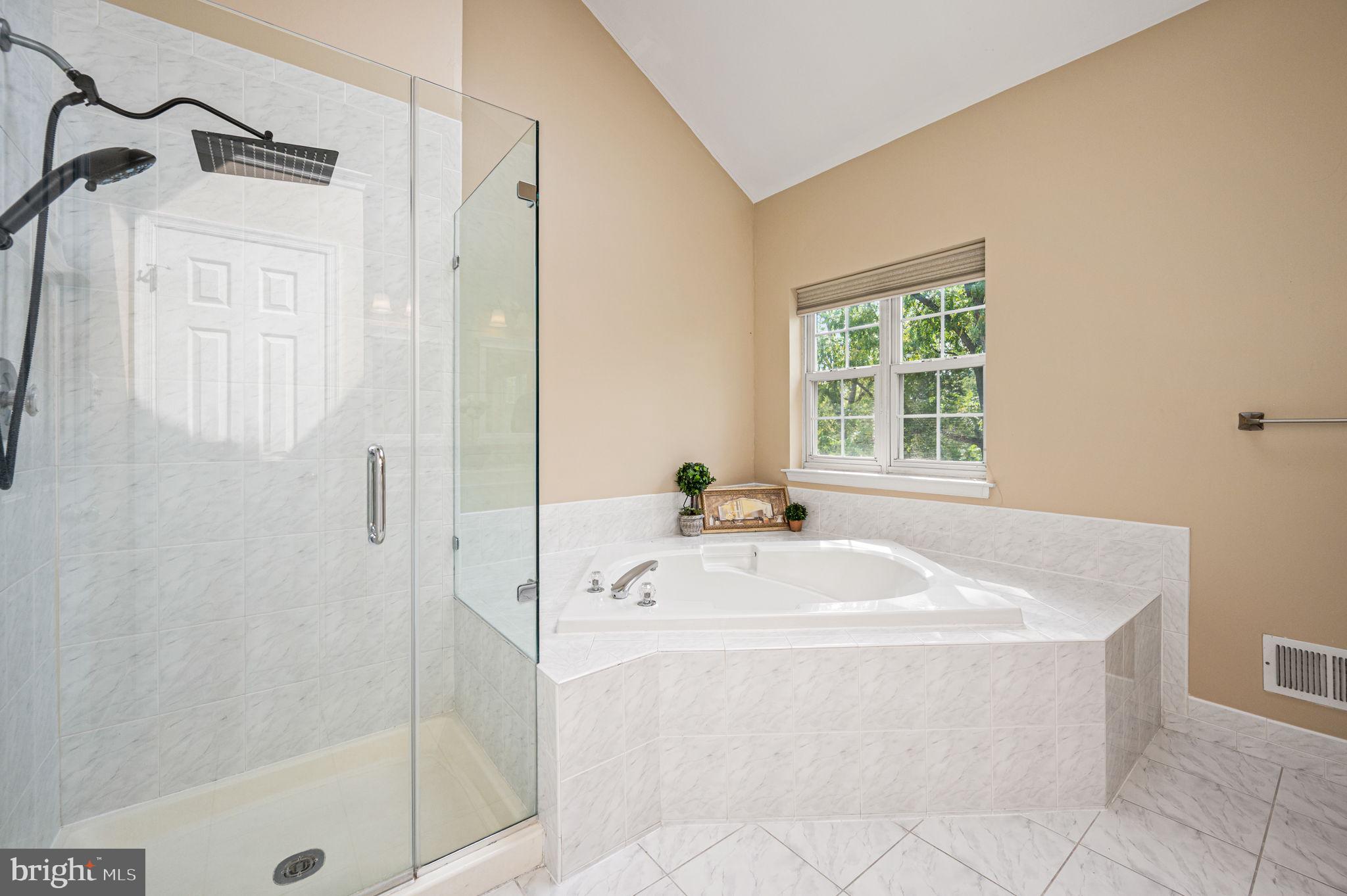 WASHINGTON CROSSING - Residential