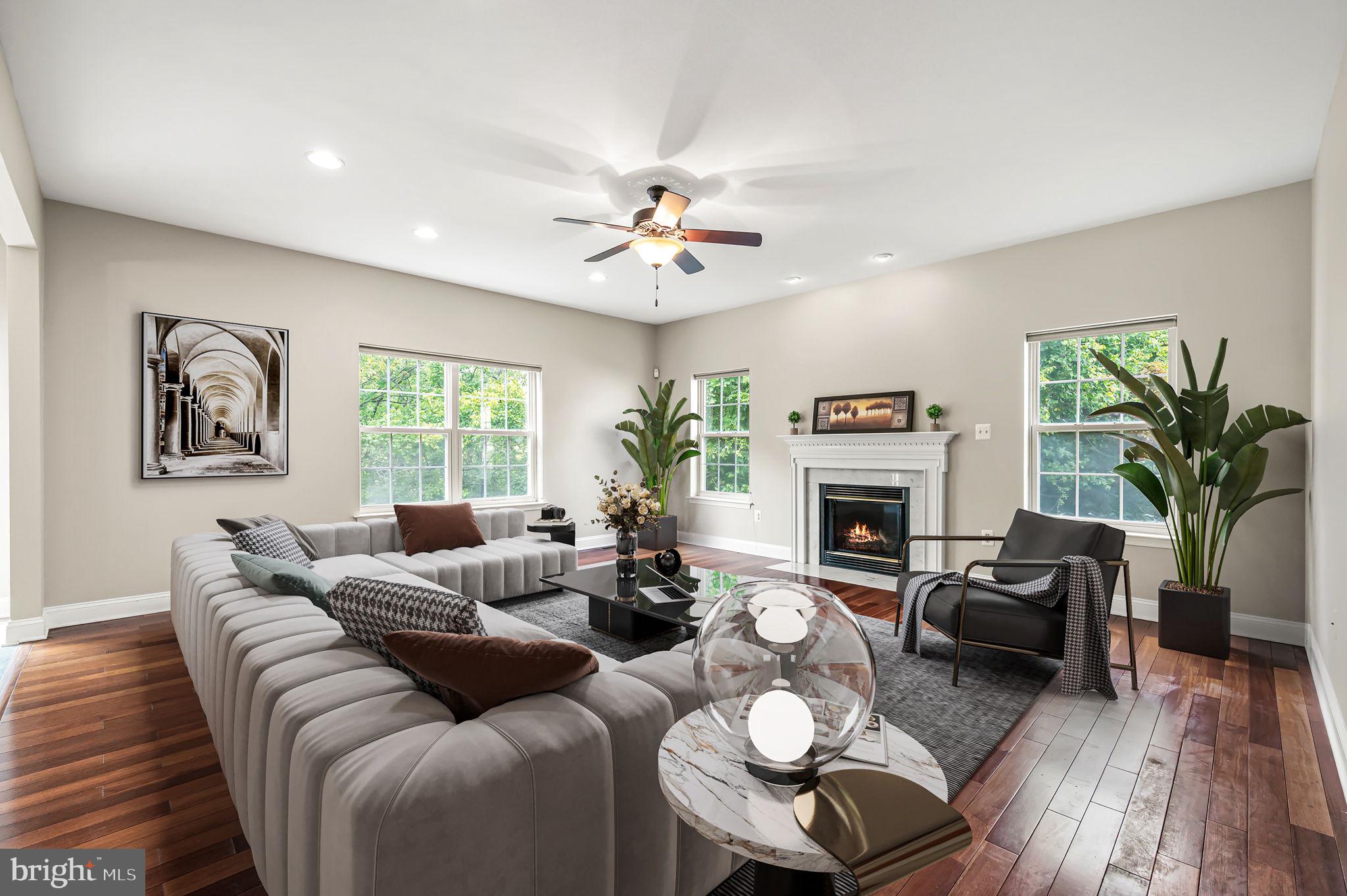 WASHINGTON CROSSING - Residential