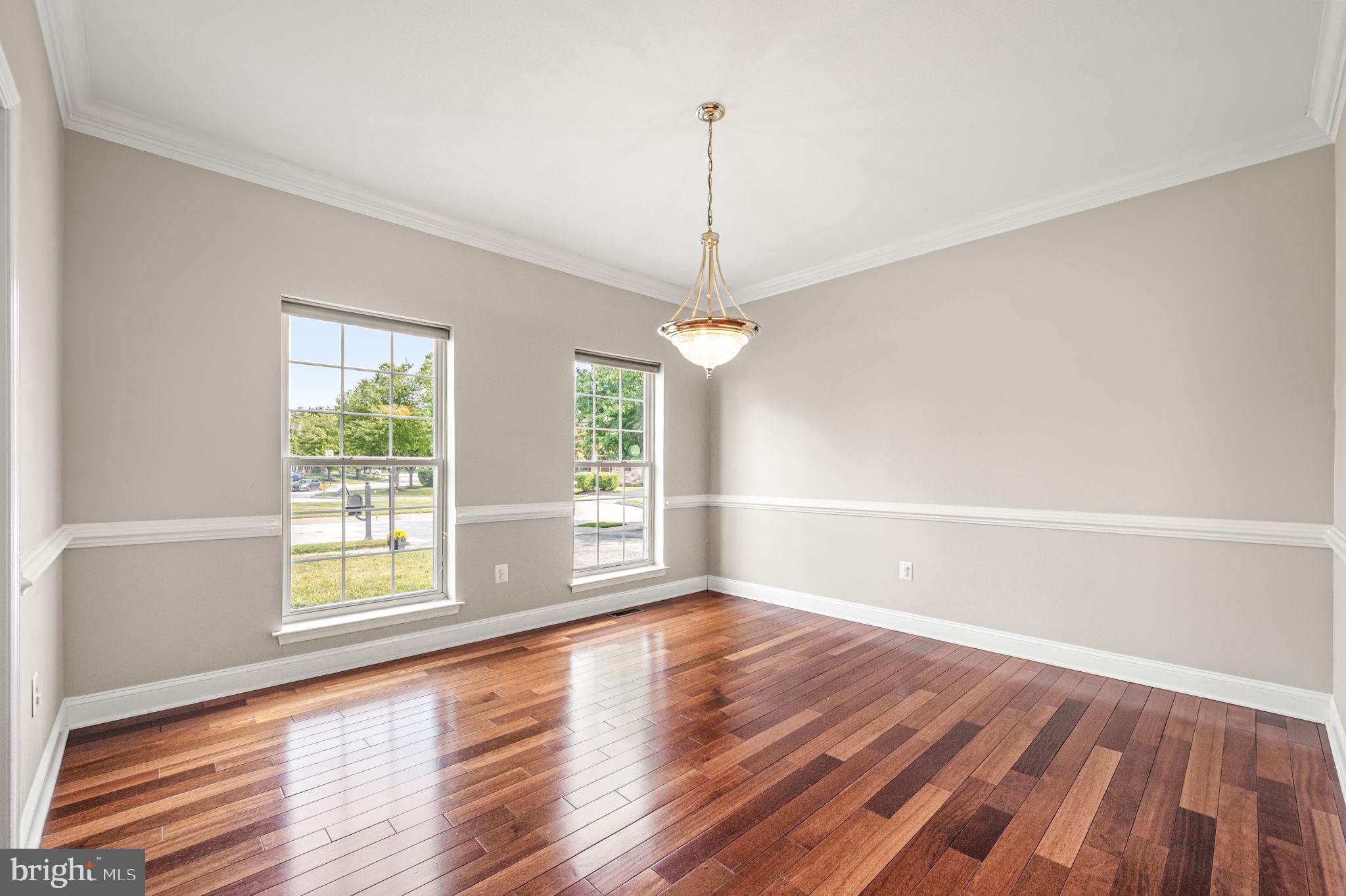 WASHINGTON CROSSING - Residential