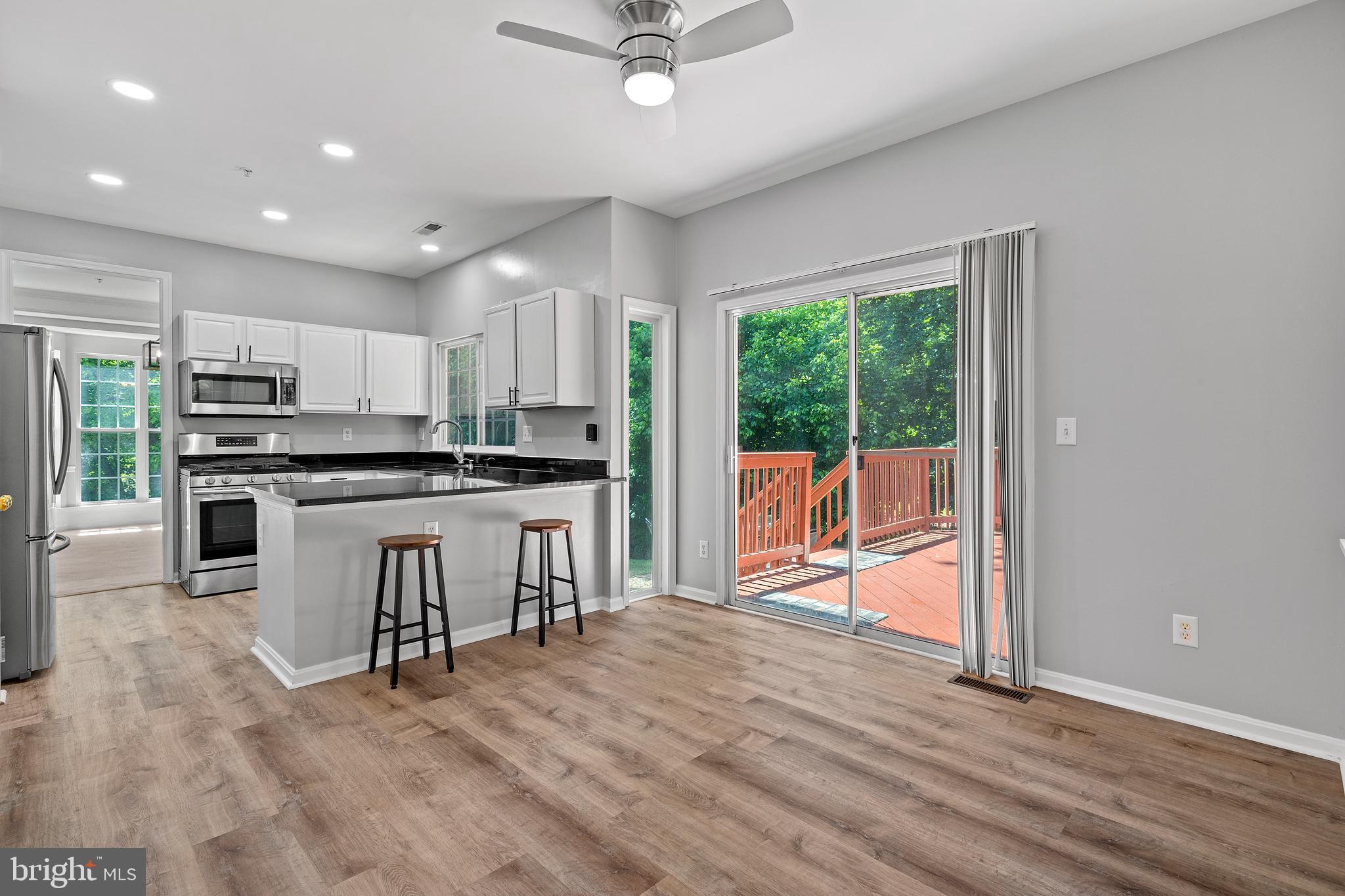 TWELVE OAKS - Residential Lease