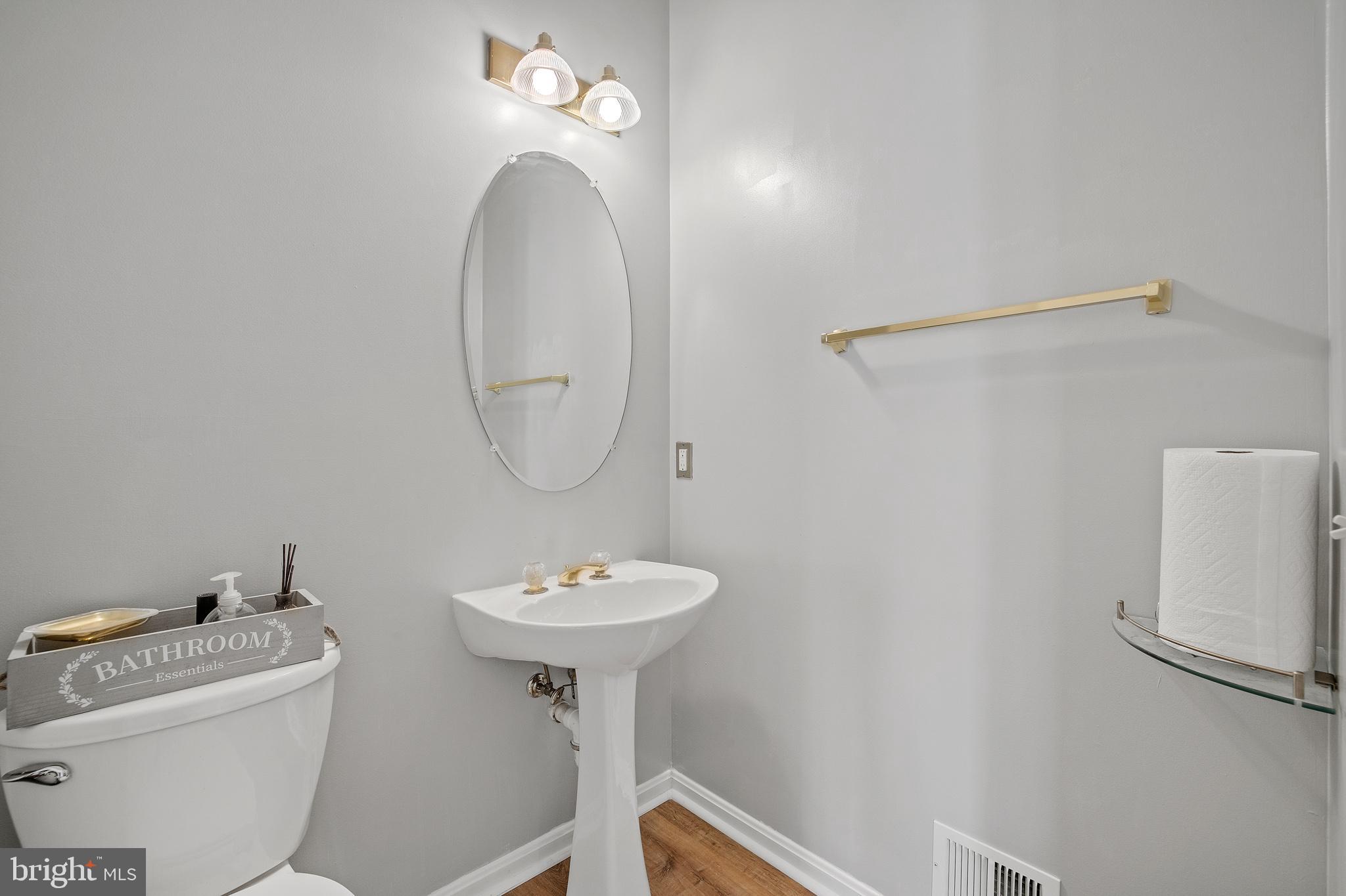 TWELVE OAKS - Residential Lease