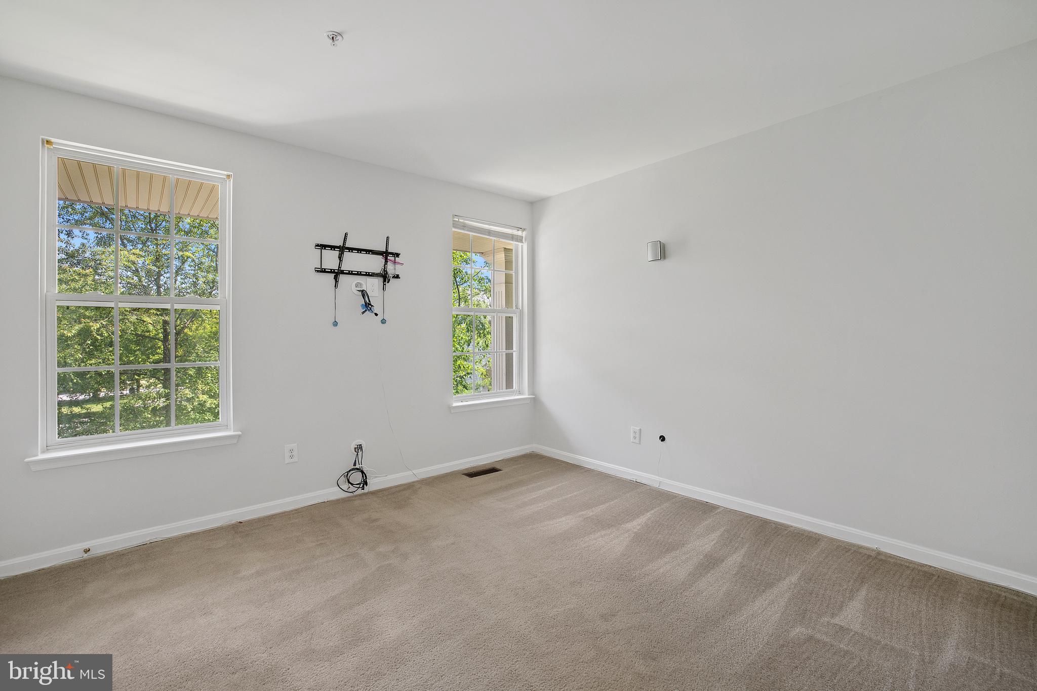 TWELVE OAKS - Residential Lease