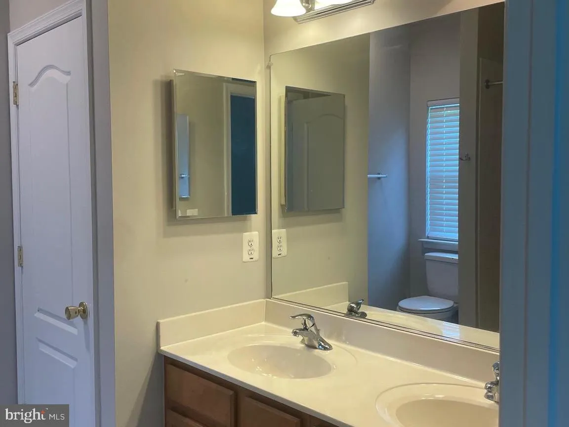 Stephens City, Virginia 22655, United States, 3 Bedrooms Bedrooms, ,3 BathroomsBathrooms,Residential,Active,123542