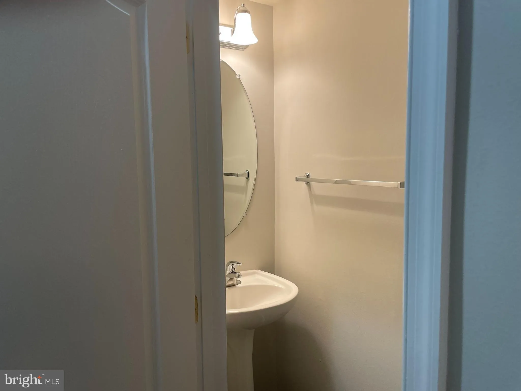 Stephens City, Virginia 22655, United States, 3 Bedrooms Bedrooms, ,3 BathroomsBathrooms,Residential,Active,123542